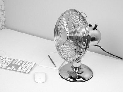 Beldray Chrome effect 10" 30W Desk fan