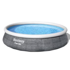 Bestway Fast set PVC Family fun pool (W) 3.96m x (L) 3.96m