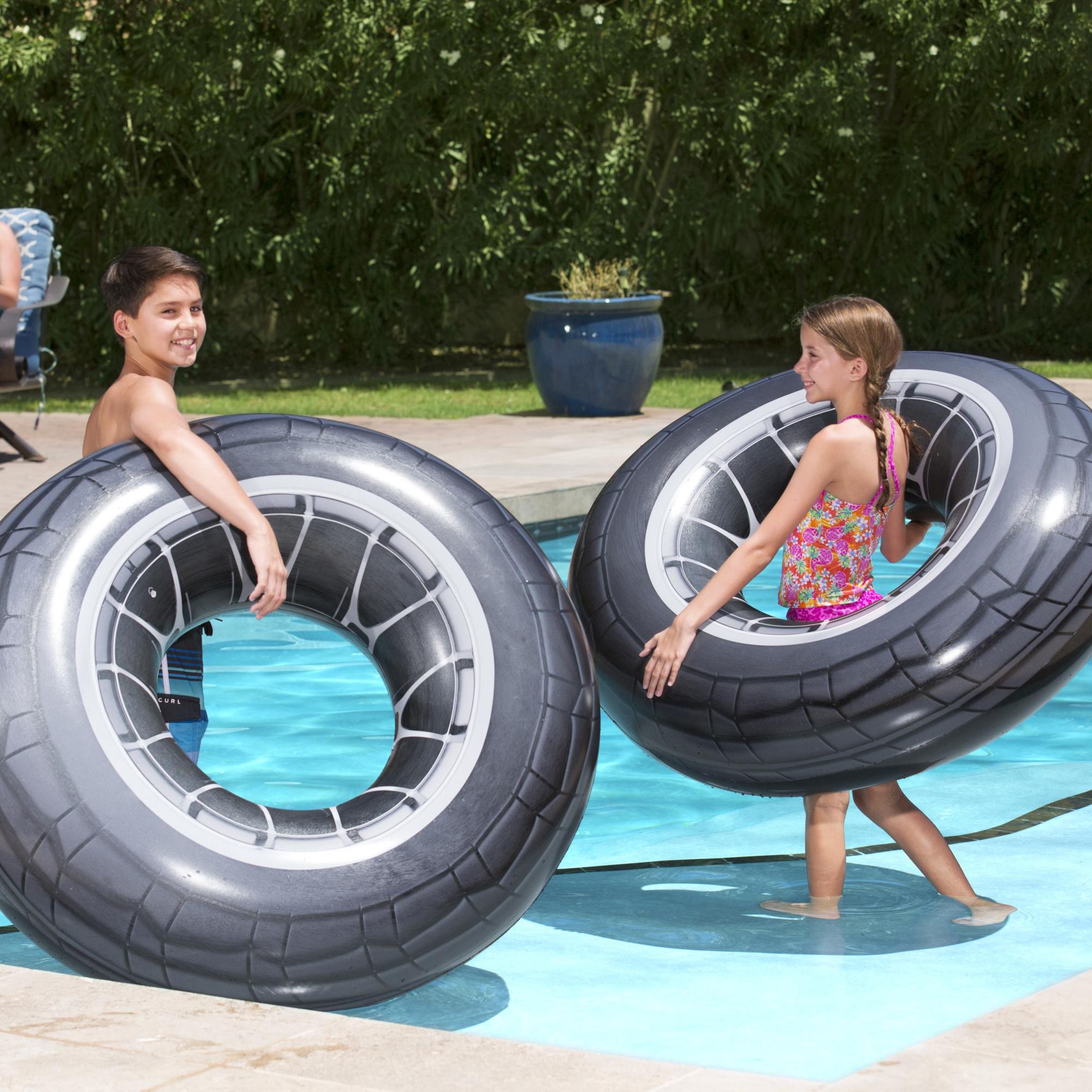 Inflatable ring best sale swimming pools