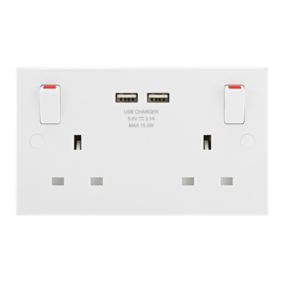 BG Double 13A Switched Gloss White Socket with USB x2 3.1A