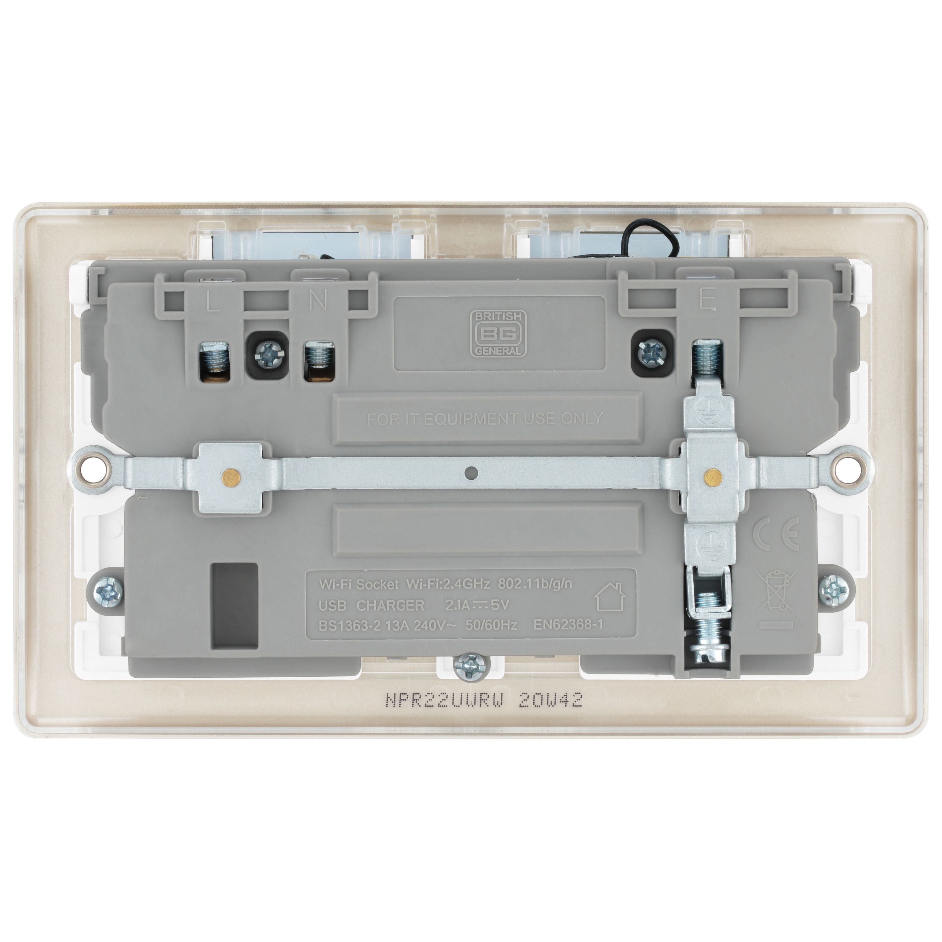 BG Nickel 13A Switched Double WiFi extender socket with USB