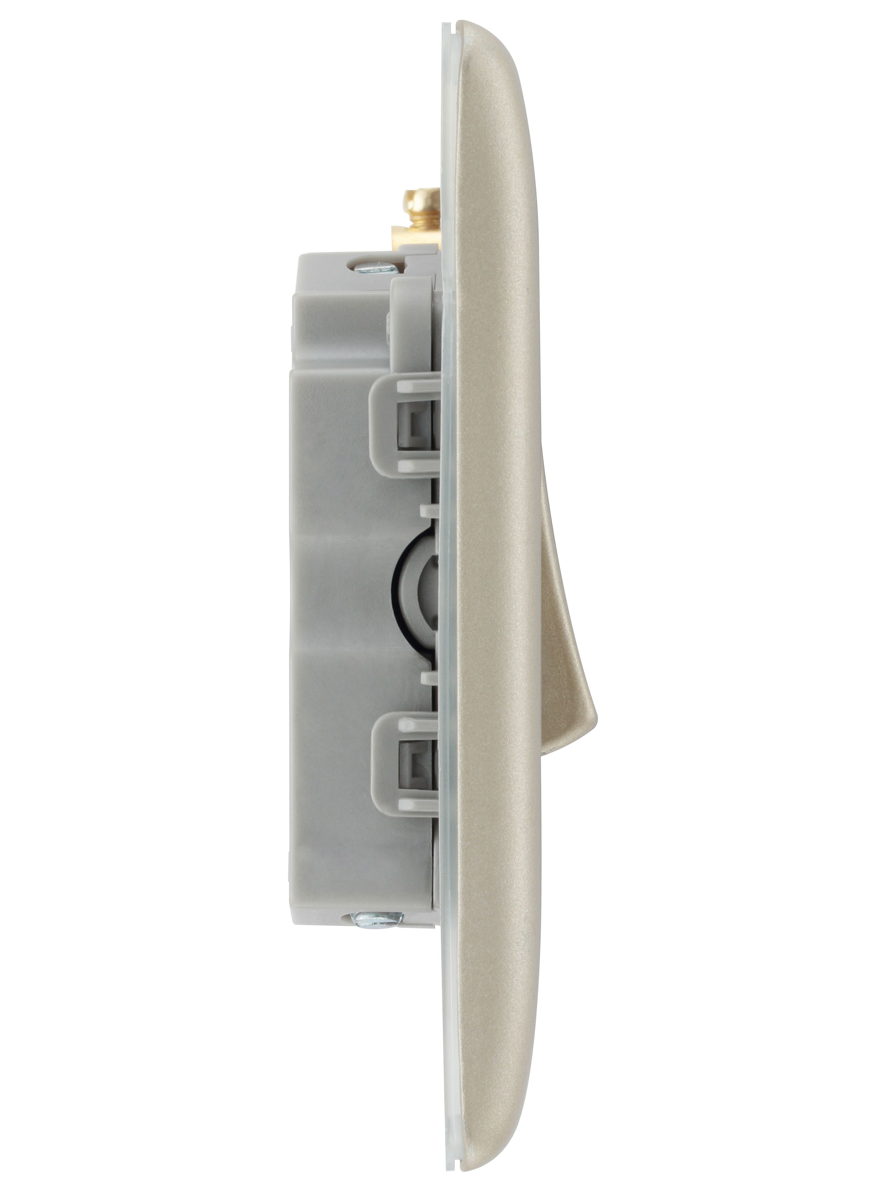 BG Nickel 20A 2 way 3 gang Light Switch - 5