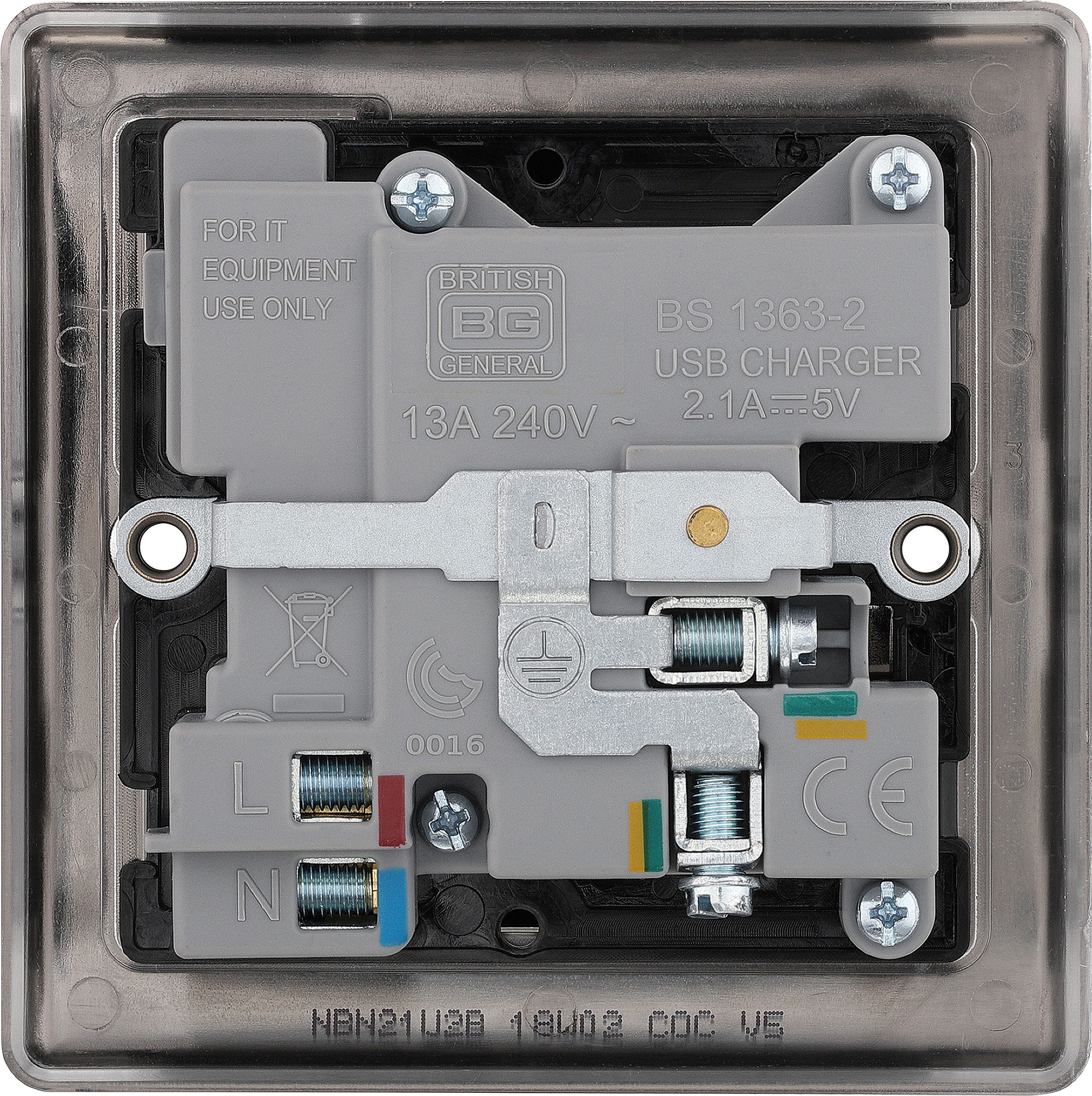 BG Single 13A Switched Gloss Black Socket with USB x2 2.1A - 4