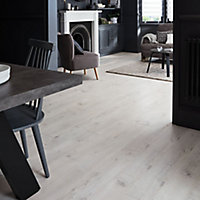Bilston White Oak effect Laminate Flooring Sample