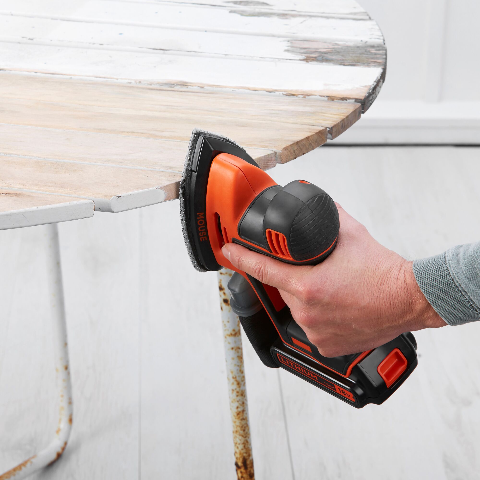 Black+Decker 18V 1.5 Li-ion Cordless Detail sander BDCDS18-GB