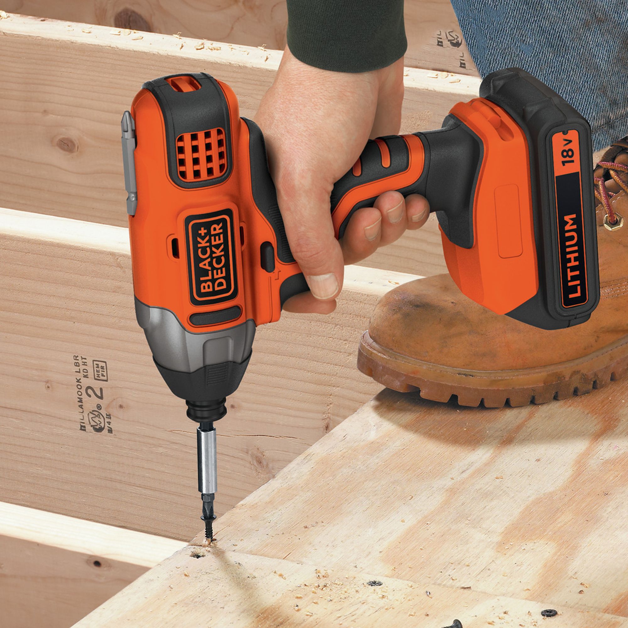 Black Decker 18V 2 x 1.5 Li ion Cordless Combi drill impact