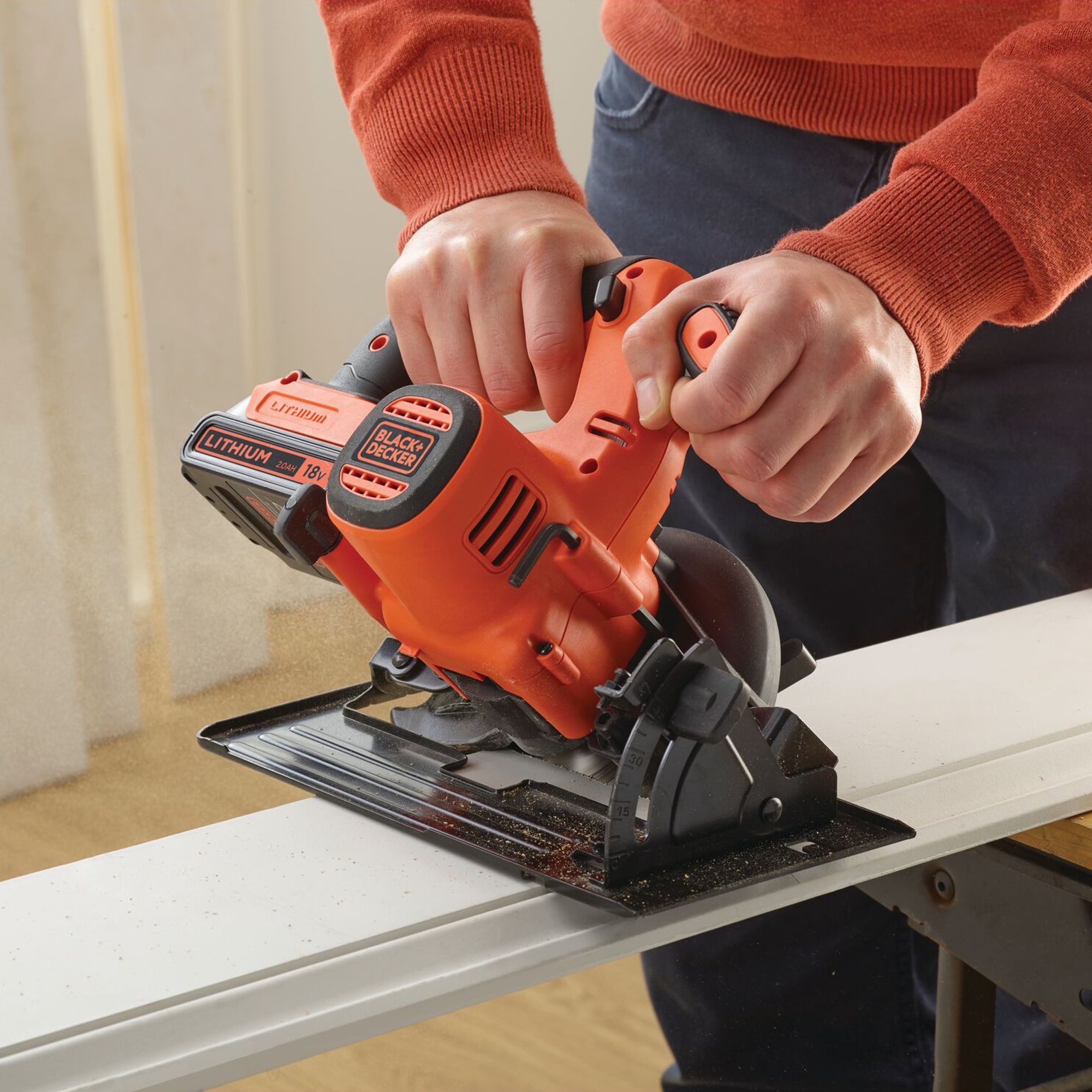 Black and decker hand saw cordless discount