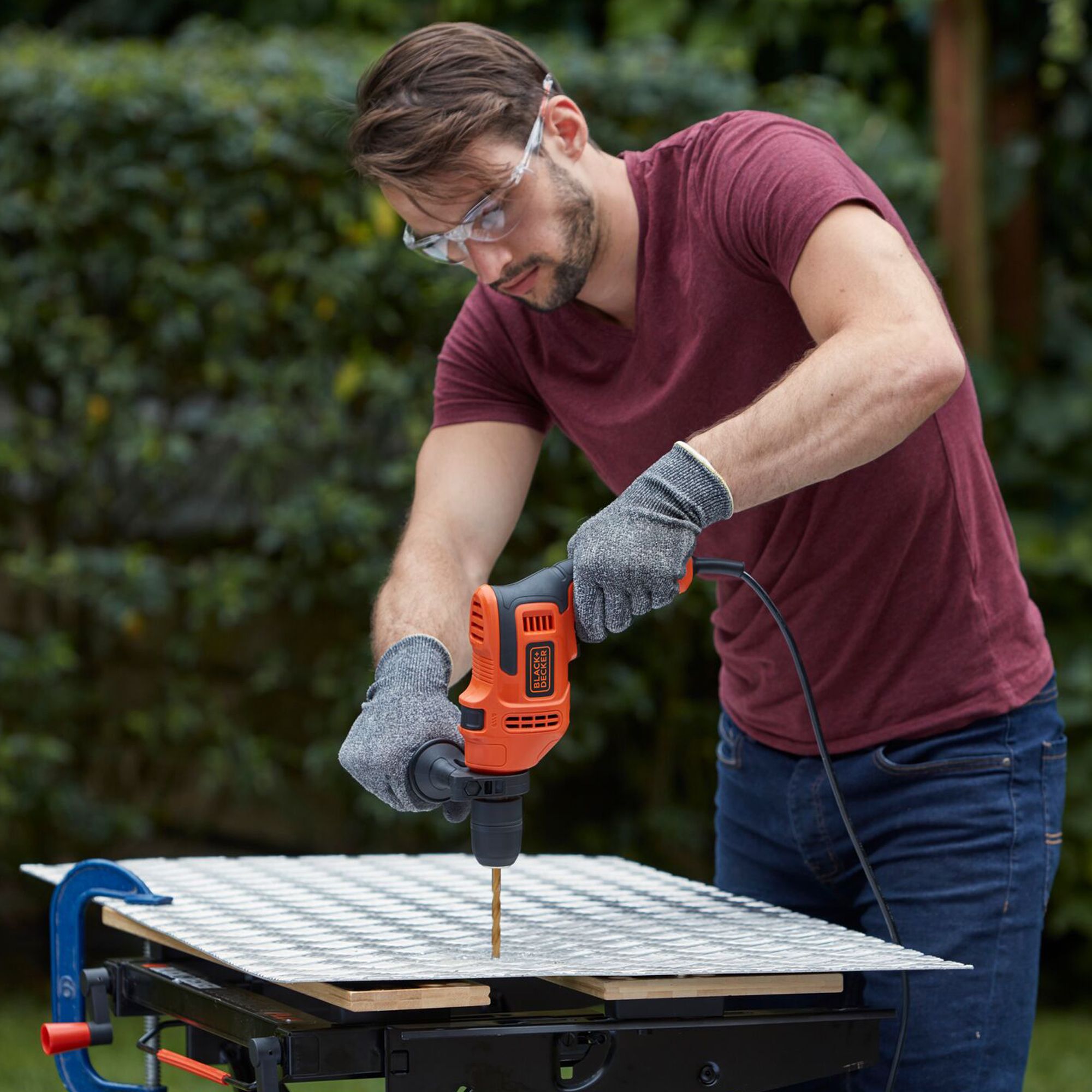 Black and decker 600w drill online