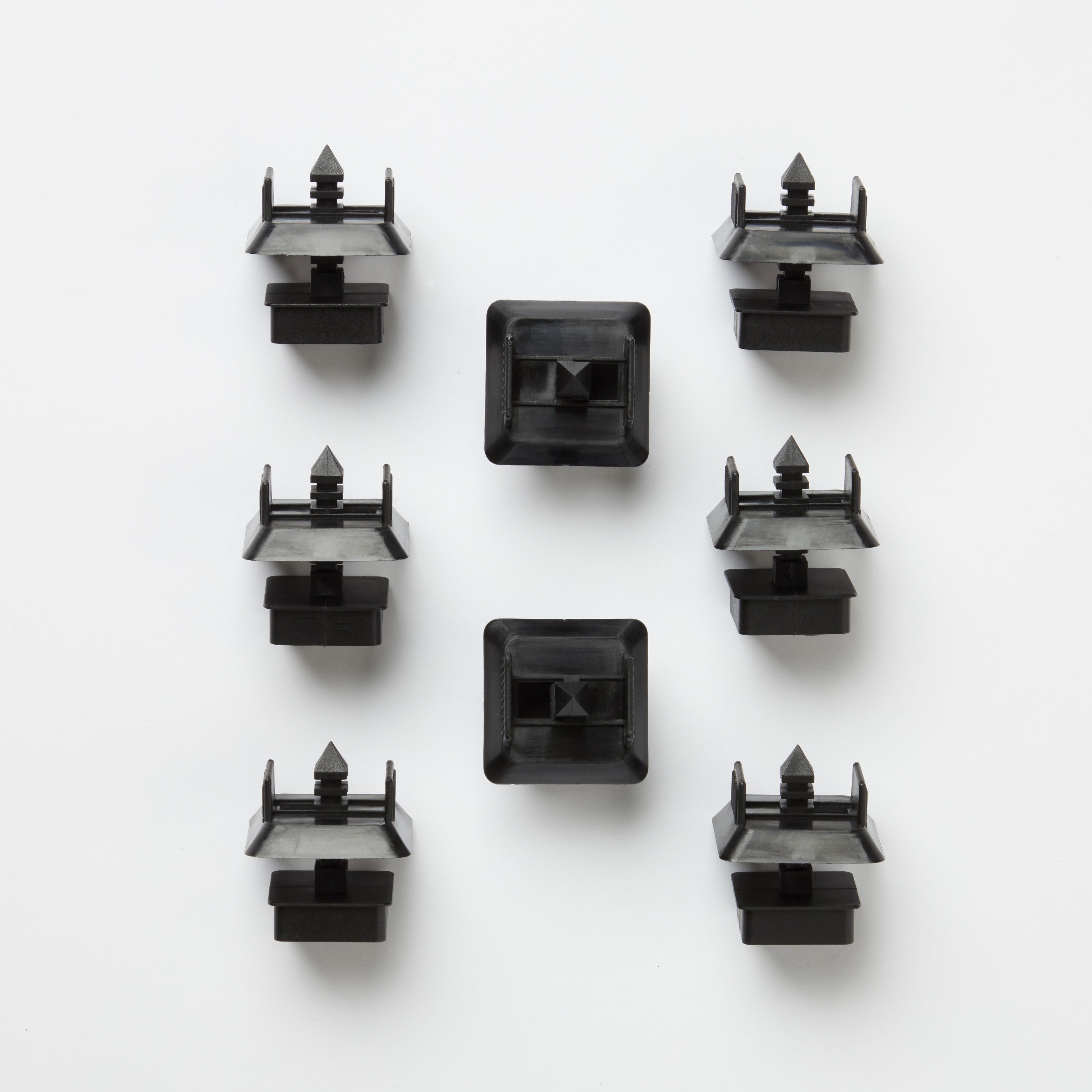 Black Tarpaulin eyelet clamp