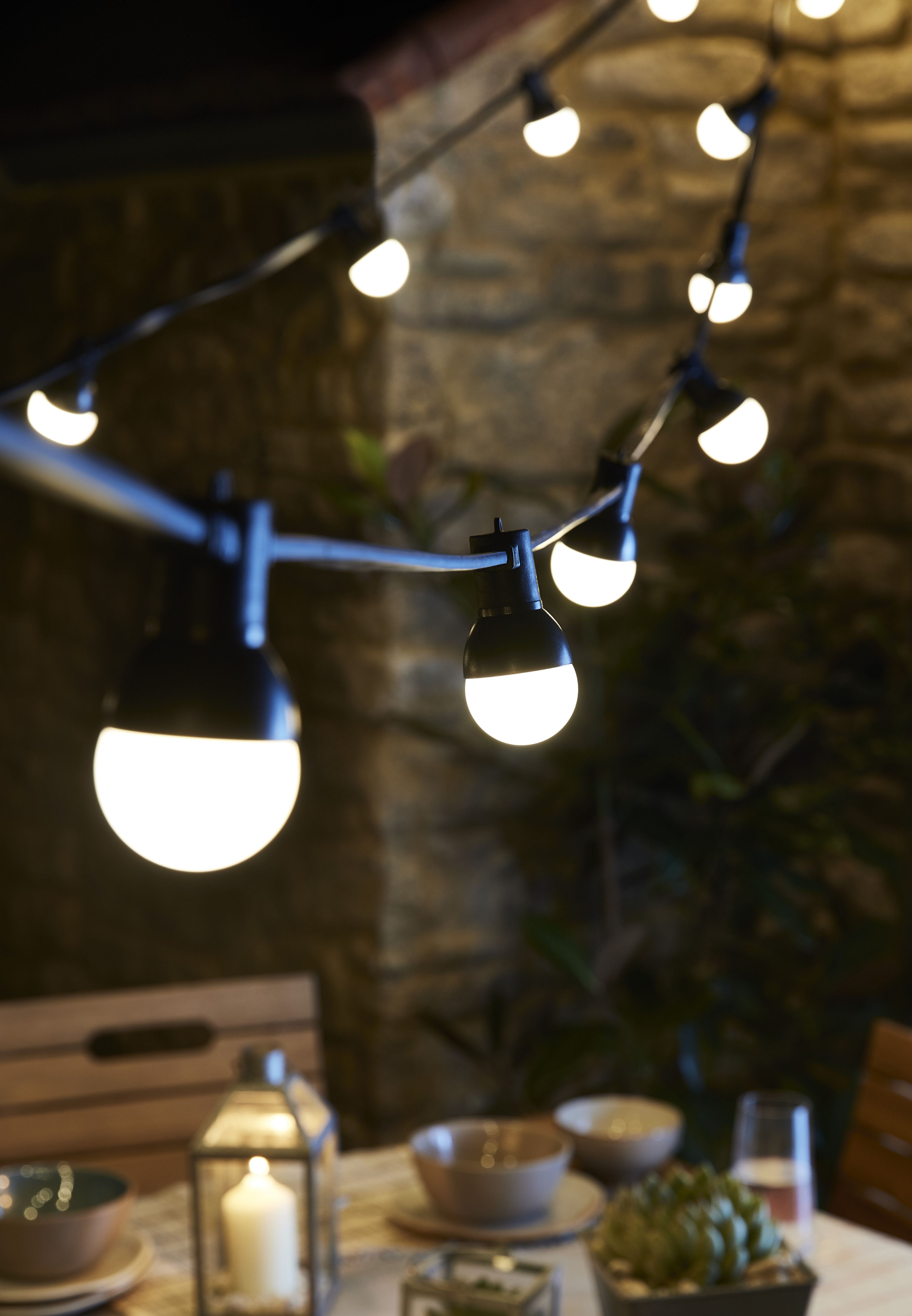Blooma Barnaby Mains-powered Warm white 10 LED Outdoor String lights