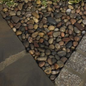 Blooma Mixed Brown Decorative 30mm Rounded pebbles