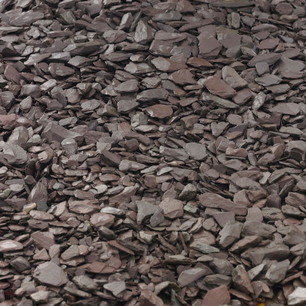 Blooma Plum 10-30mm Slate Decorative chippings, Bulk Bag, 9.5m²