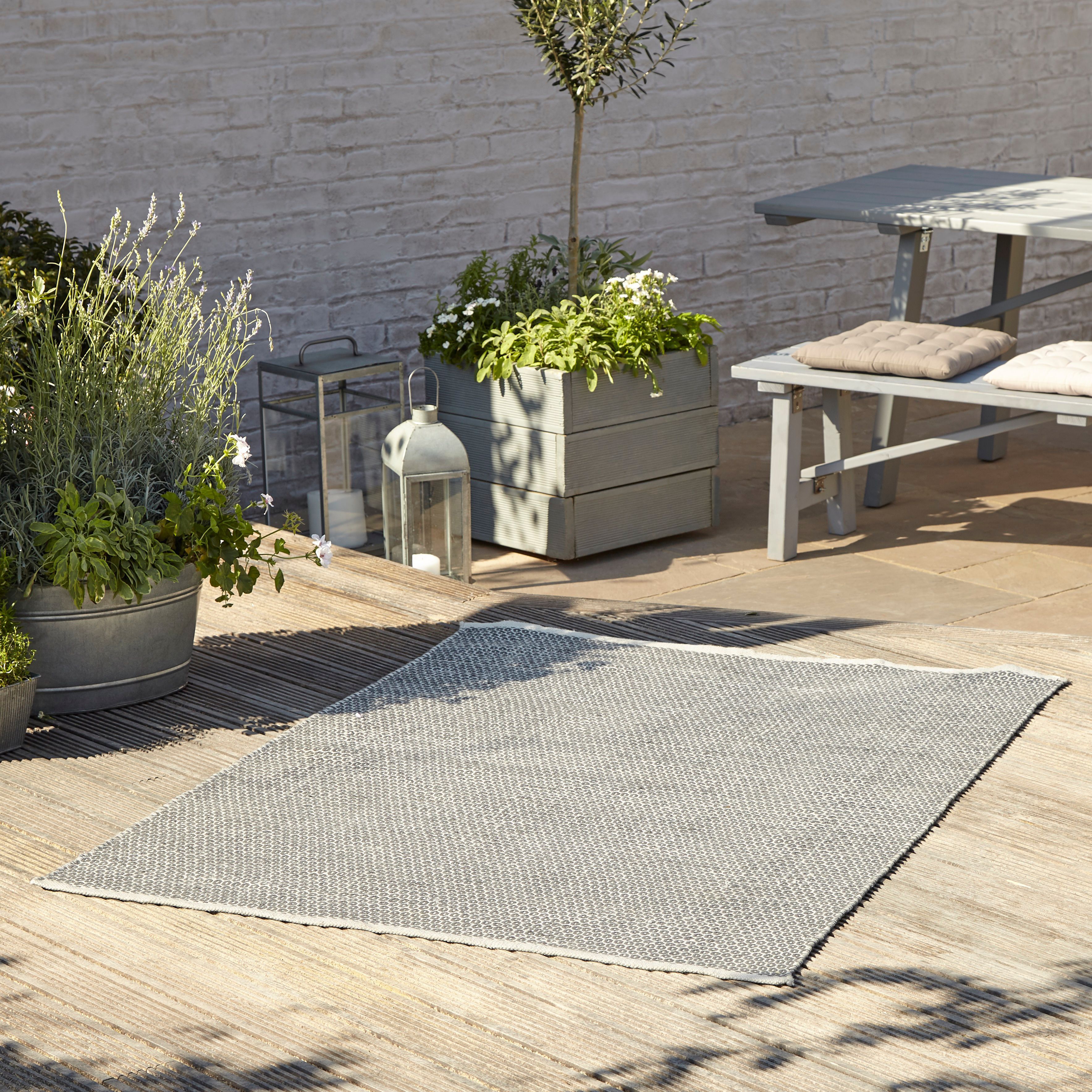 Blooma Rural Dark grey Goose eye Medium Rug, (L)170cm x (W)120cm