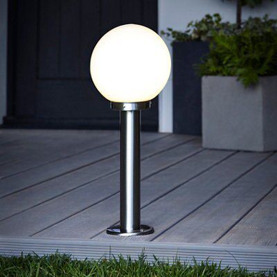 Blooma Sherbrooke Ball Acier Silver effect Mains-powered 1 lamp Halogen Outdoor Post light (H)500mm