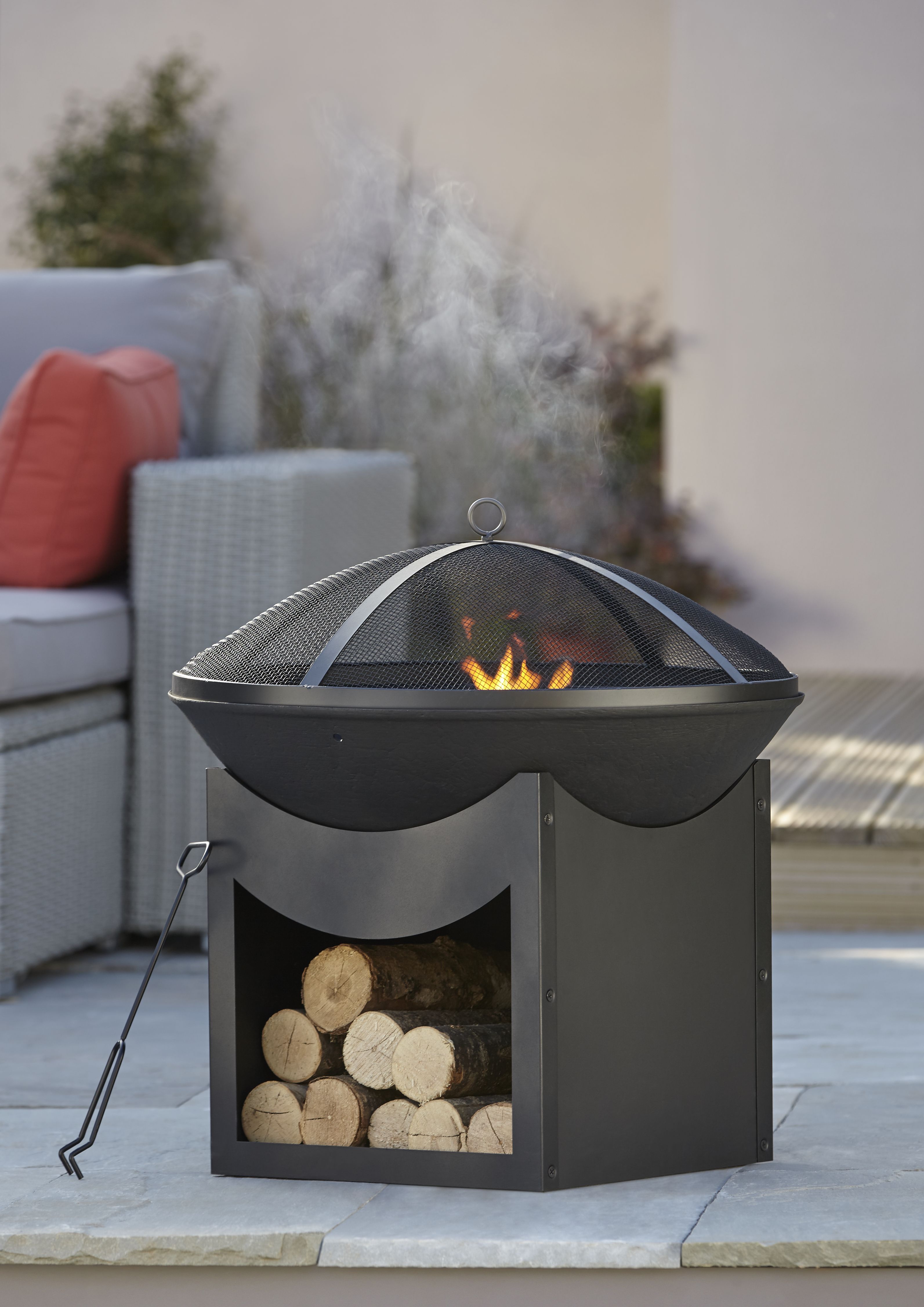 Blooma Ulong Cast iron & steel Black Round Firepit