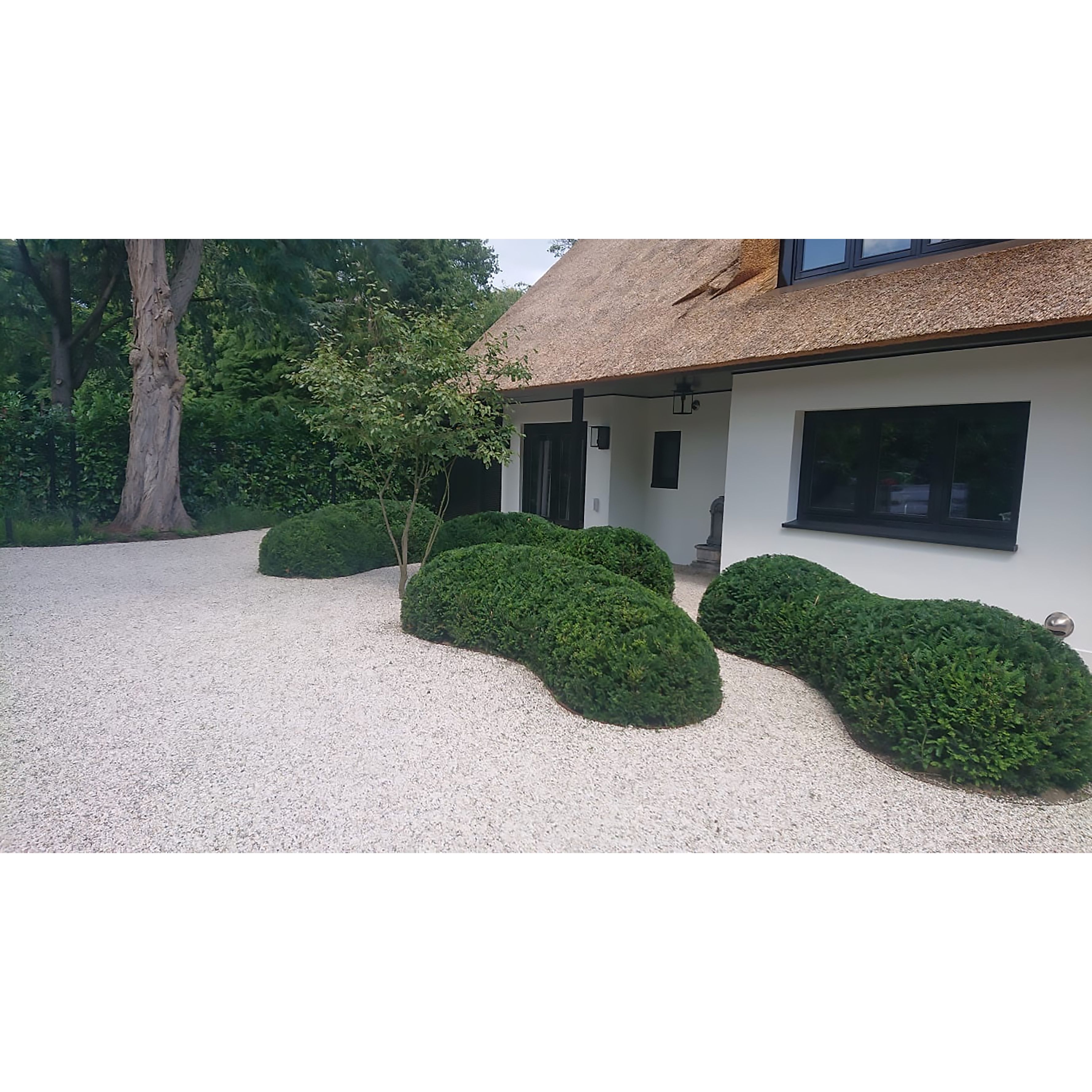 Blooma White Driveway Gravel stabilisation tile (L)1180mm (W)764mm (T)32mm
