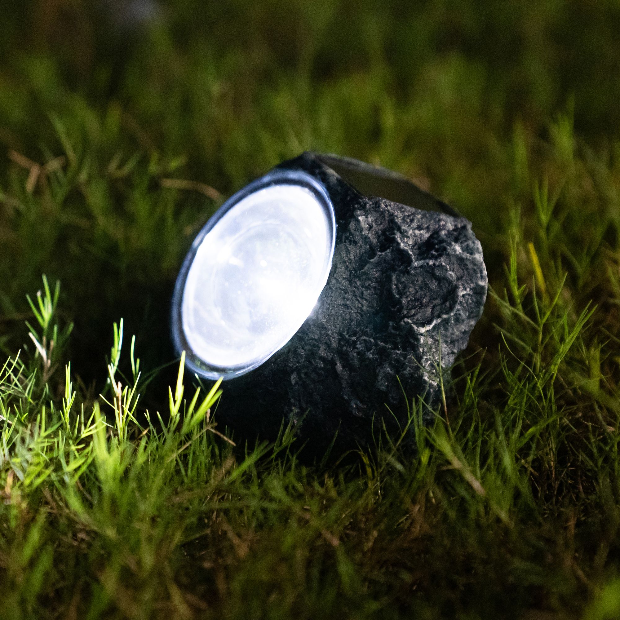 Blue Stone effect Solar-powered Integrated LED Outdoor Rock ground light