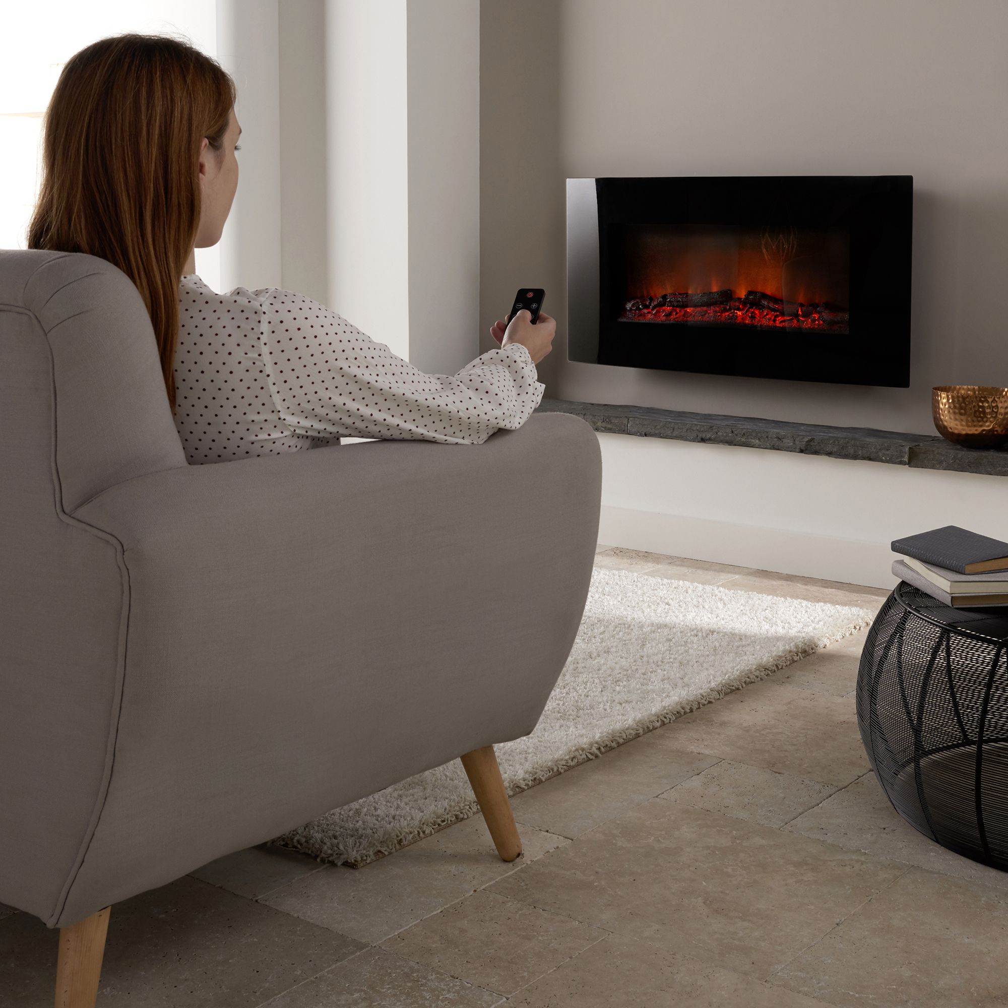 Blyss Dovhy Contemporary 1.8kW Black Glass effect Electric Fire | DIY at Bu0026Q