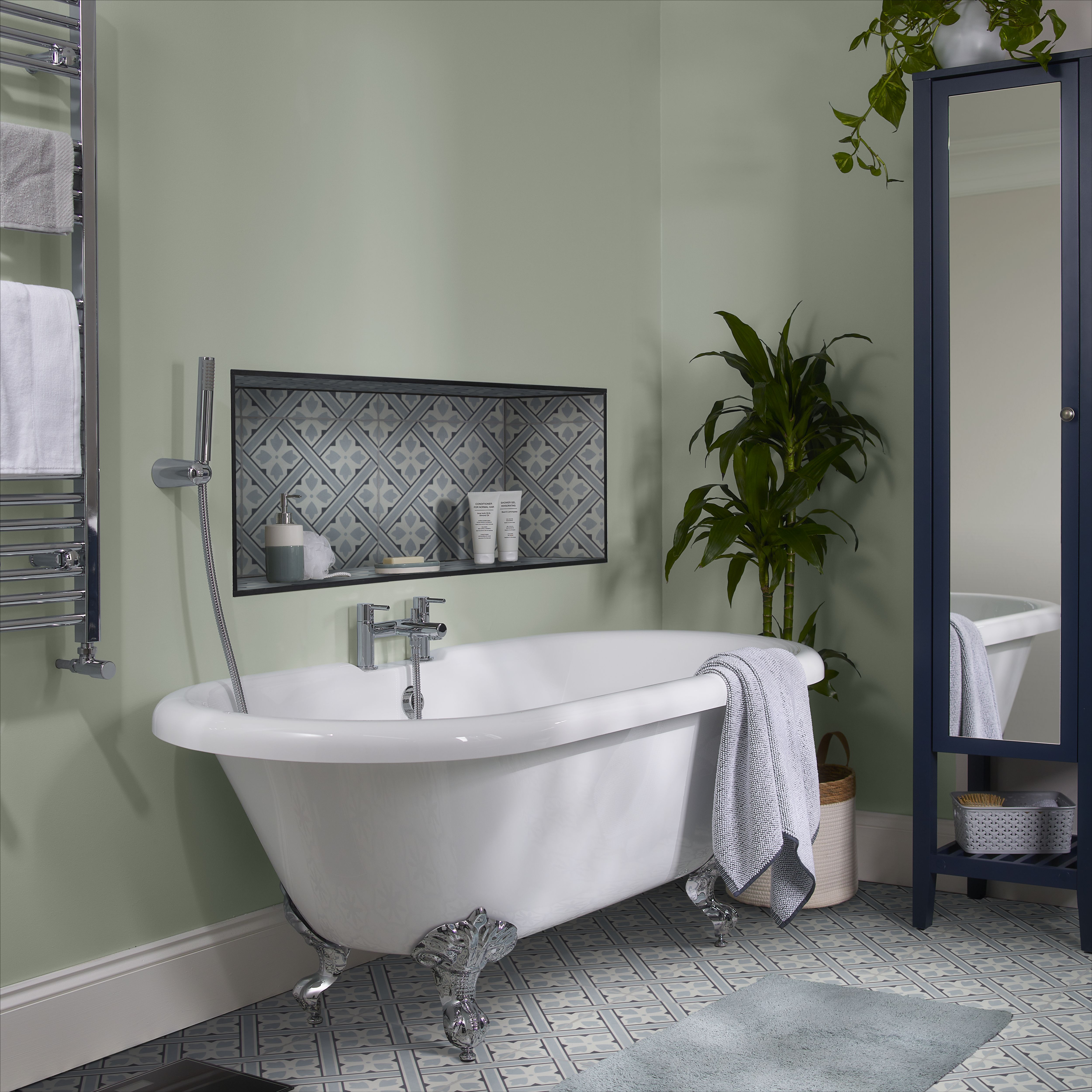 Boreas Corded Light blue Diamond Blackout Roller Blind (W)90cm (L)180cm - 20