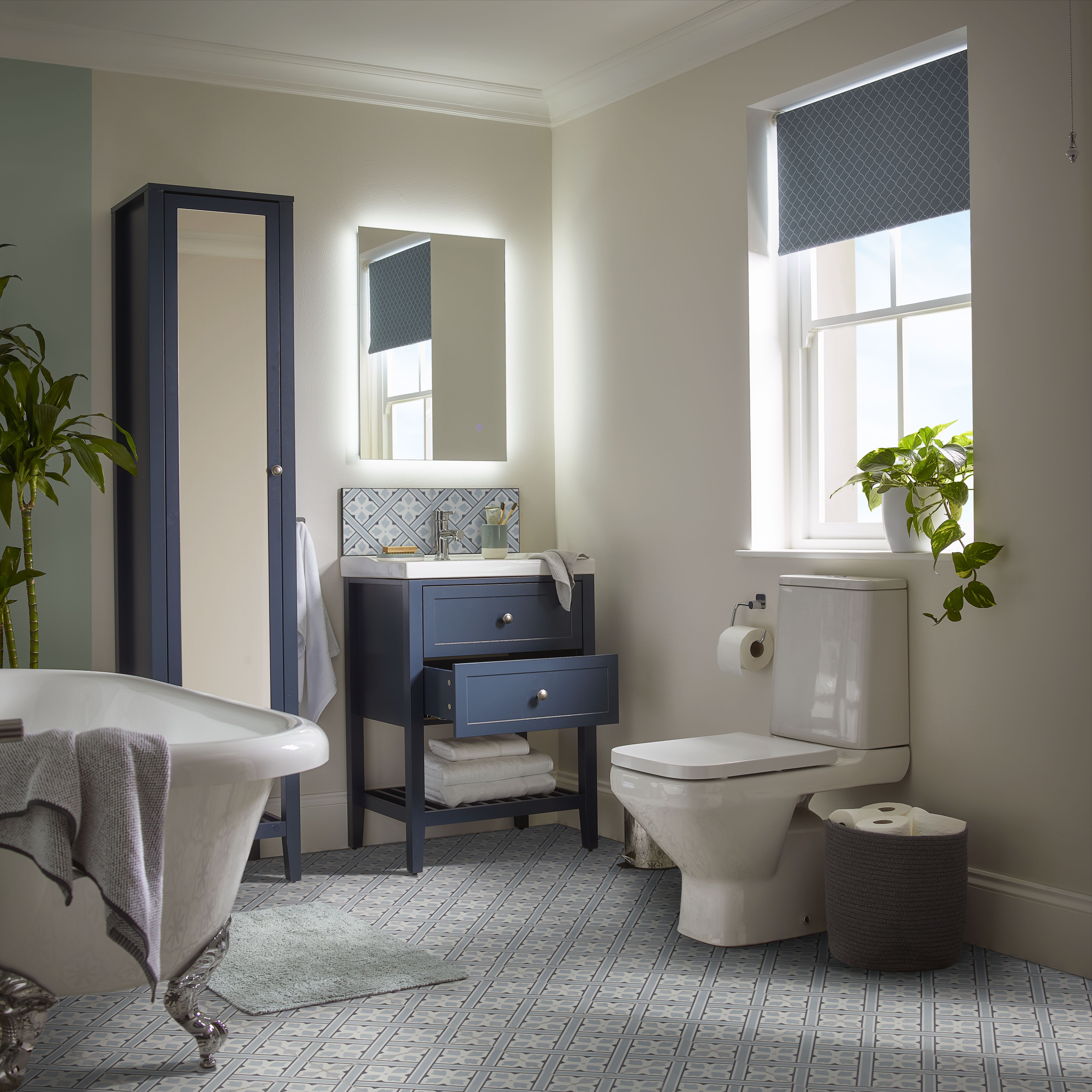 Boreas Corded Light blue Diamond Blackout Roller Blind (W)90cm (L)180cm - 14