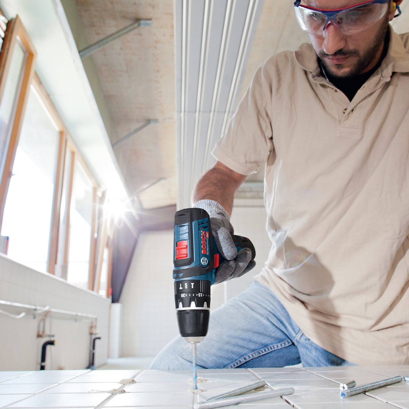Bosch 12V Li-ion Brushed Cordless Drill driver & impact driver (2 x 2Ah ...