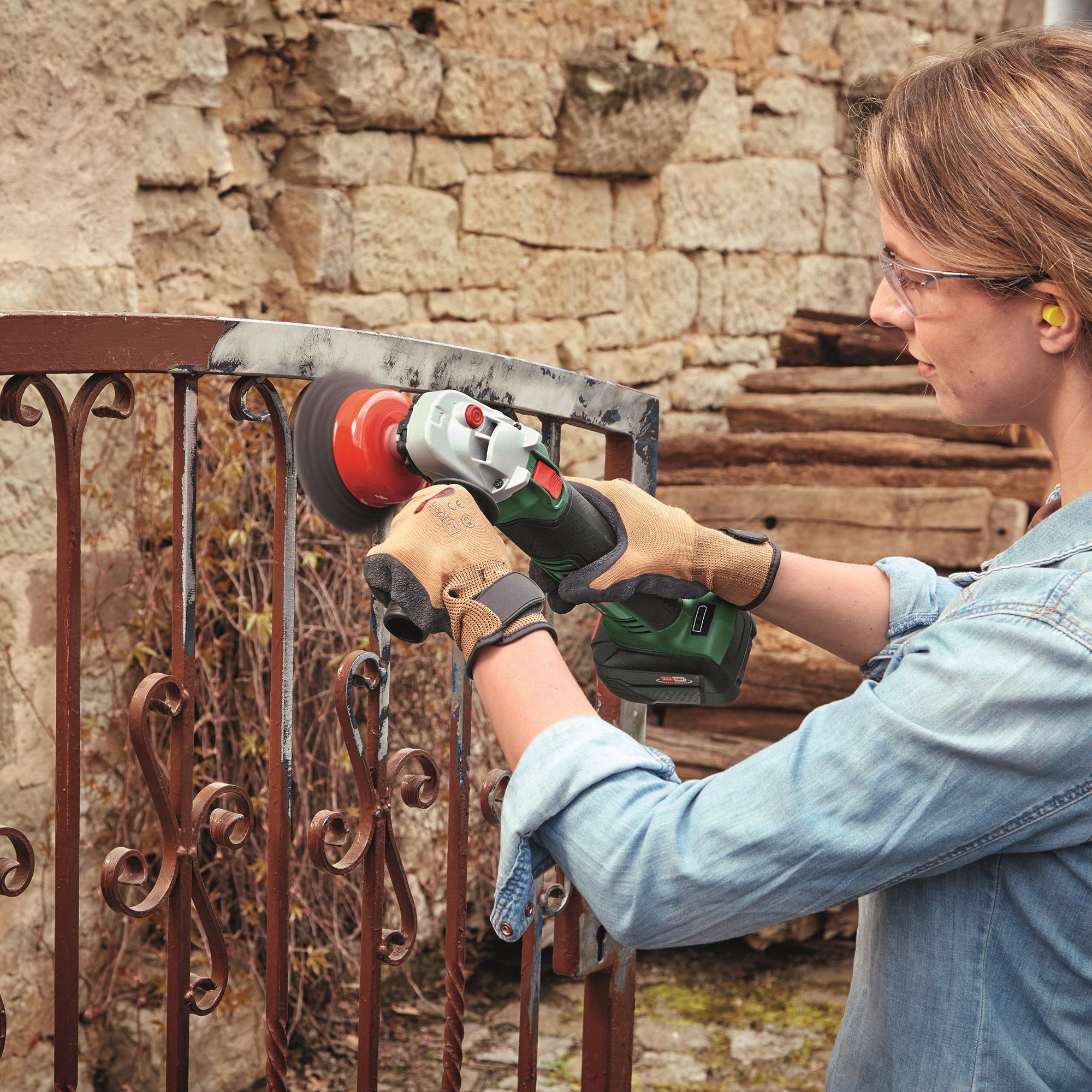 Cordless deals grinder b&q