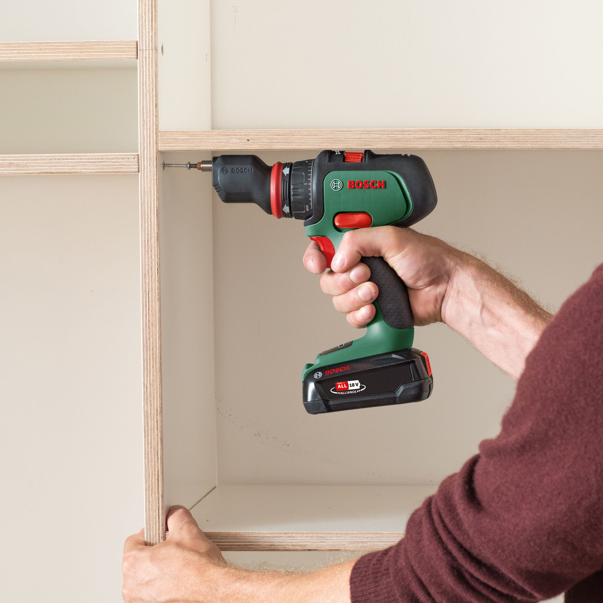 Bosch 18V Li-ion Brushless Cordless Drill driver set (1 x 2Ah)
