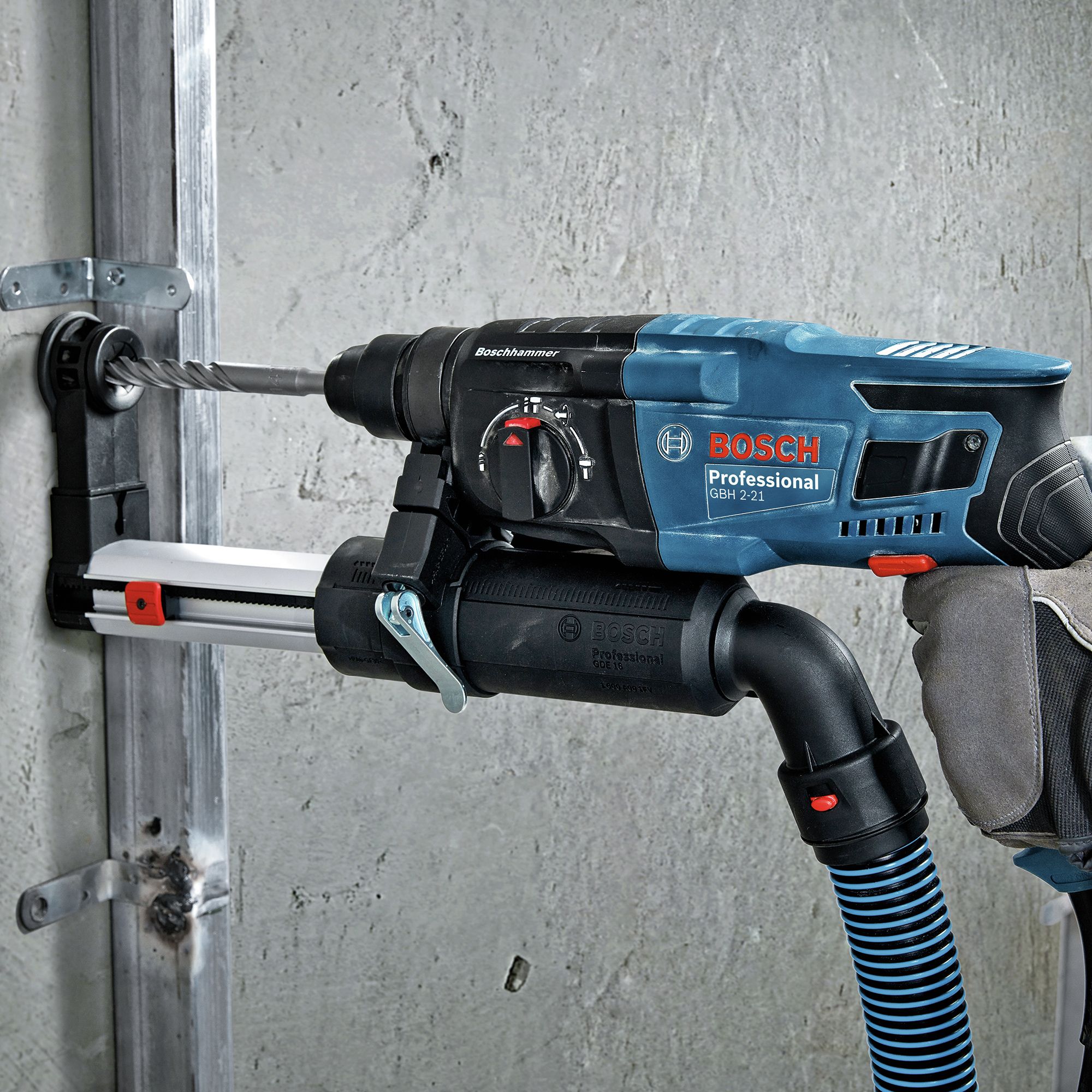 Bosch 230V 720W Corded SDS drill GBH 2-21