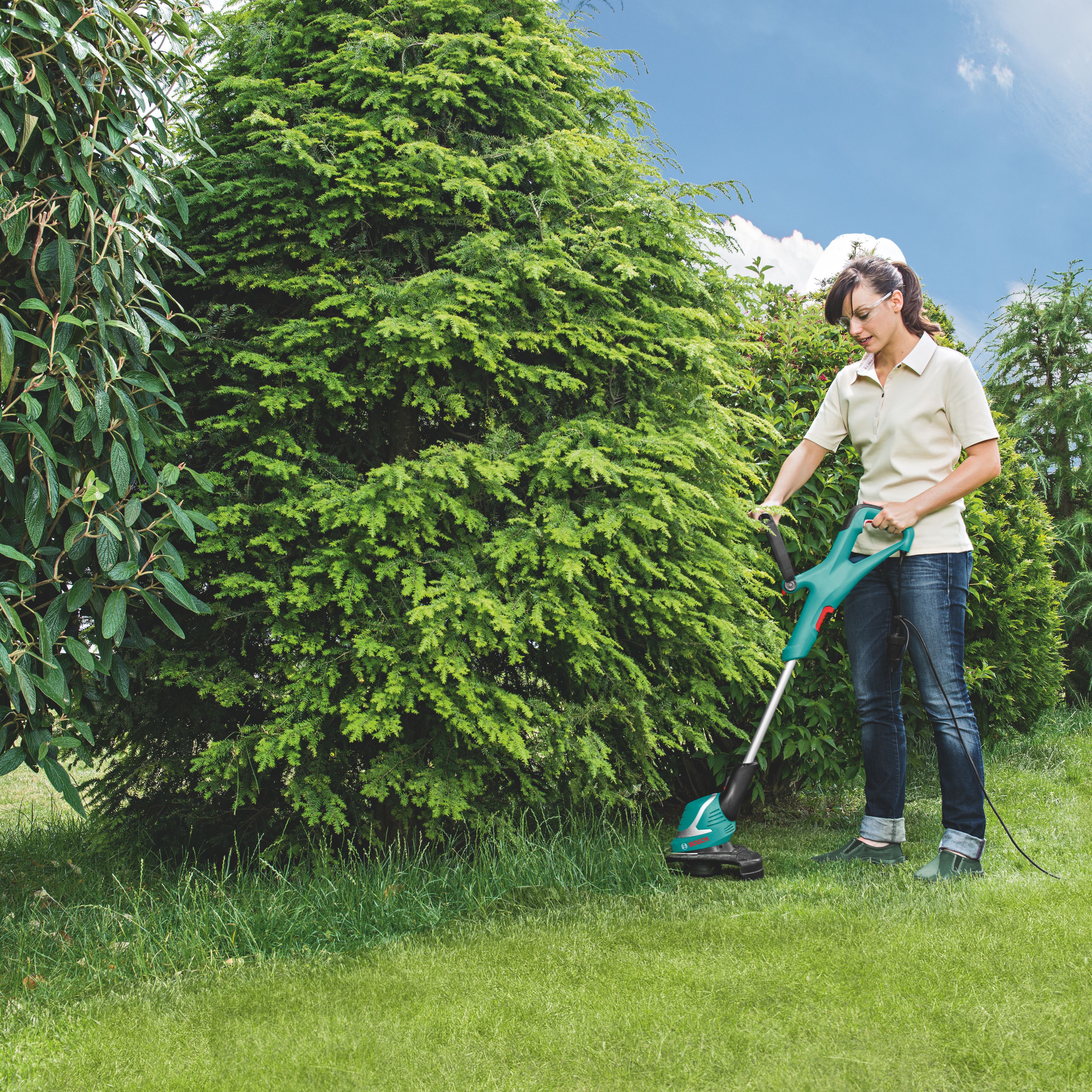 Bosch 480W Corded Grass trimmer - ART 30