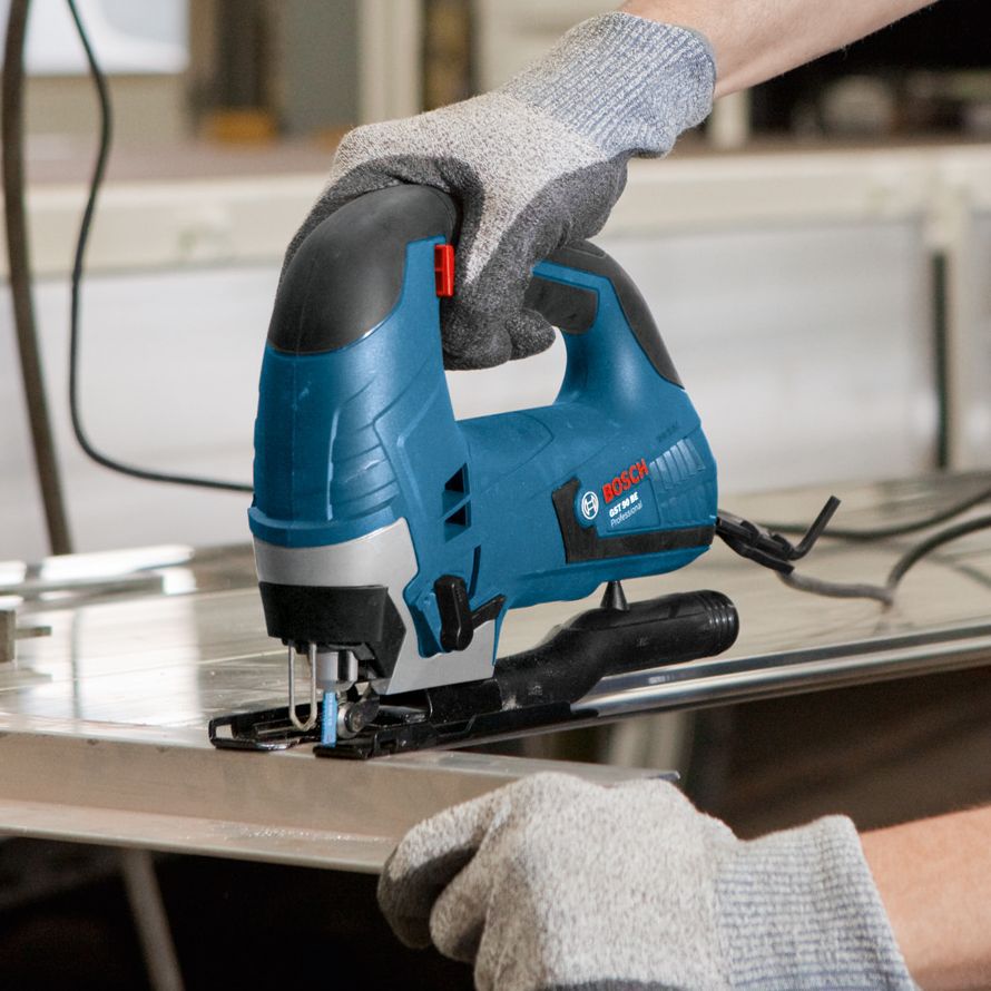 Bosch 650W 110V Corded Jigsaw GST90BE