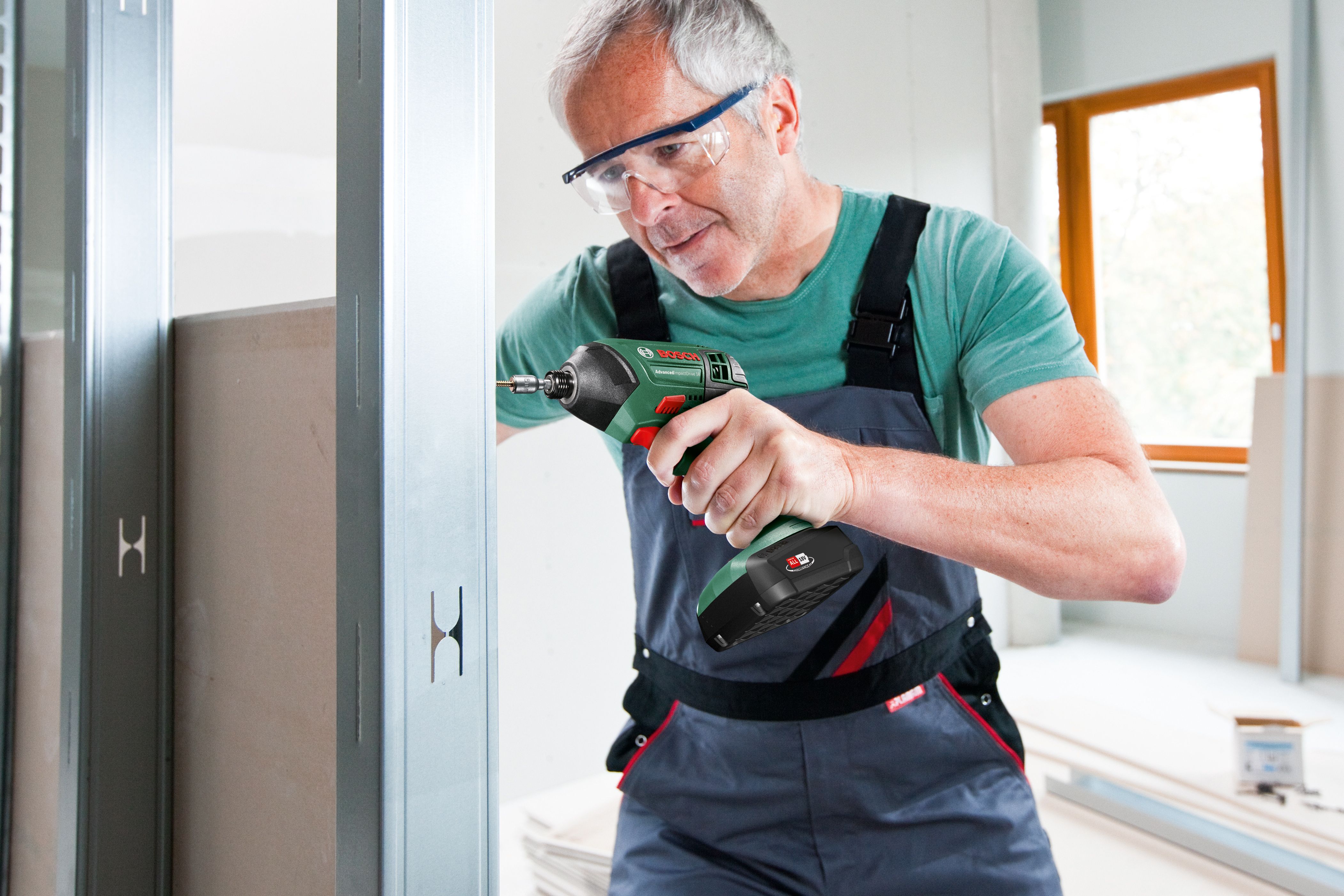 Bosch cordless impact drill 18v hot sale