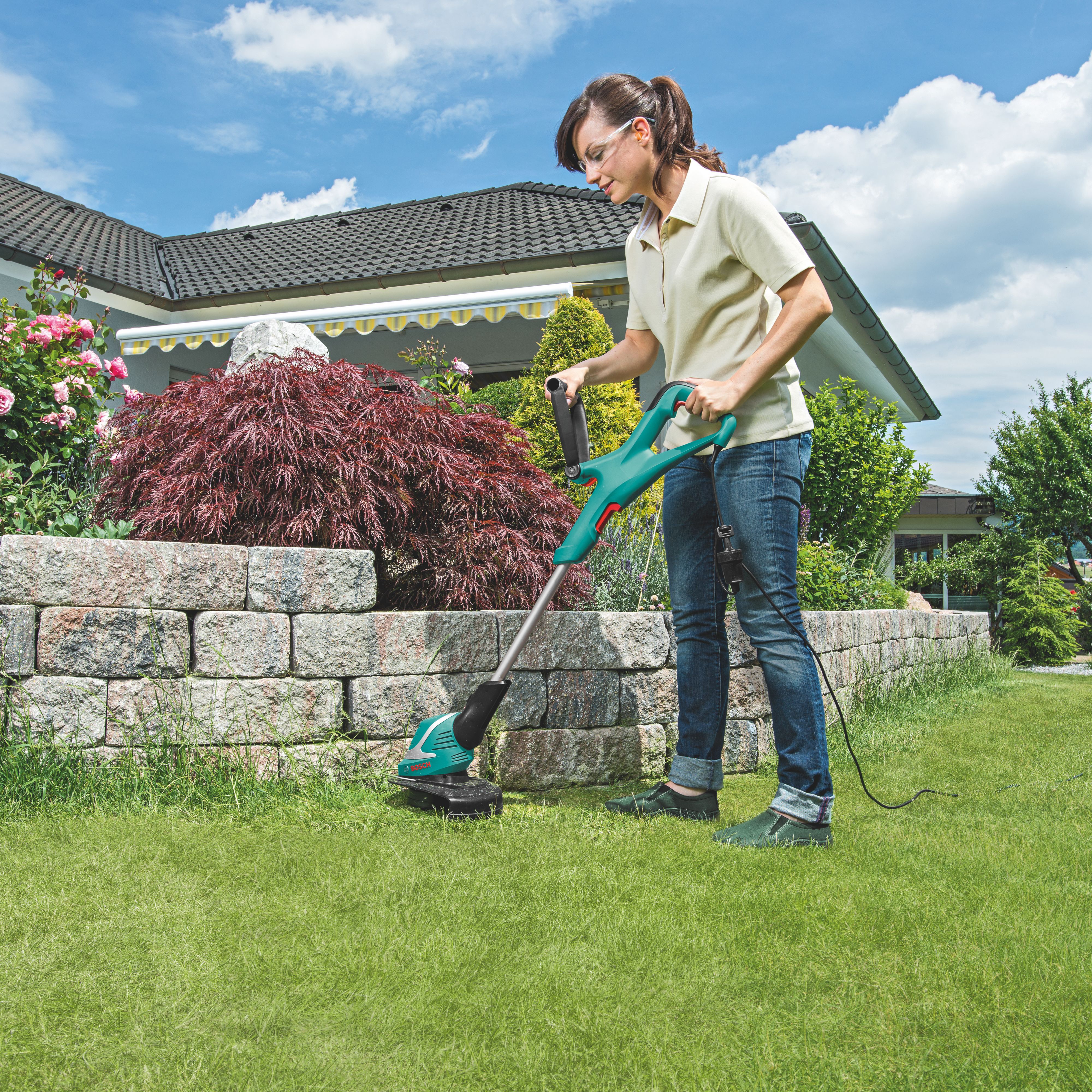 Bosch cordless strimmer online b&q