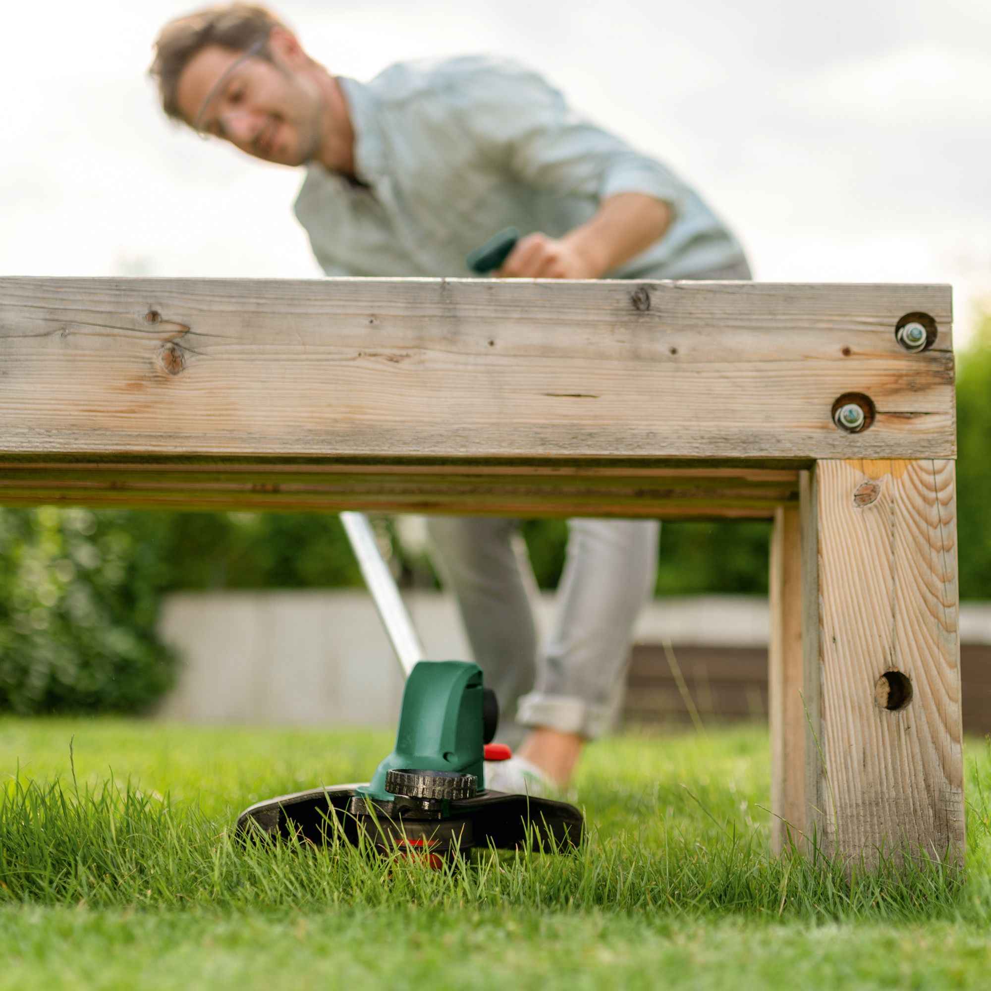 B&q grass cutting online machine