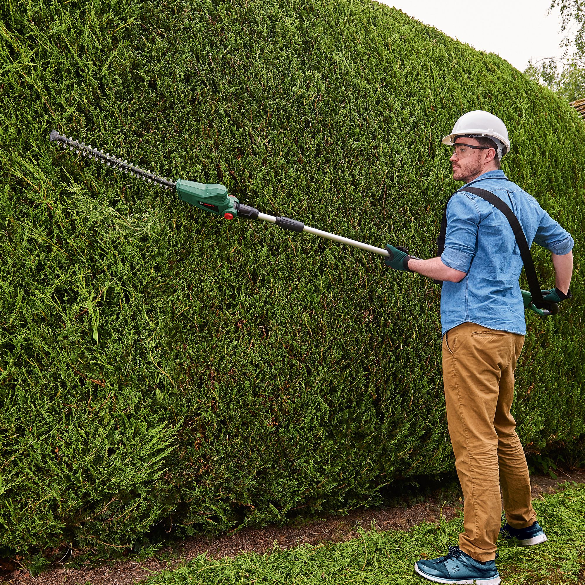 Bosch Power for all 18V Cordless Hedge trimmer (1 x 2.5Ah) - UniversalHedgePole 18