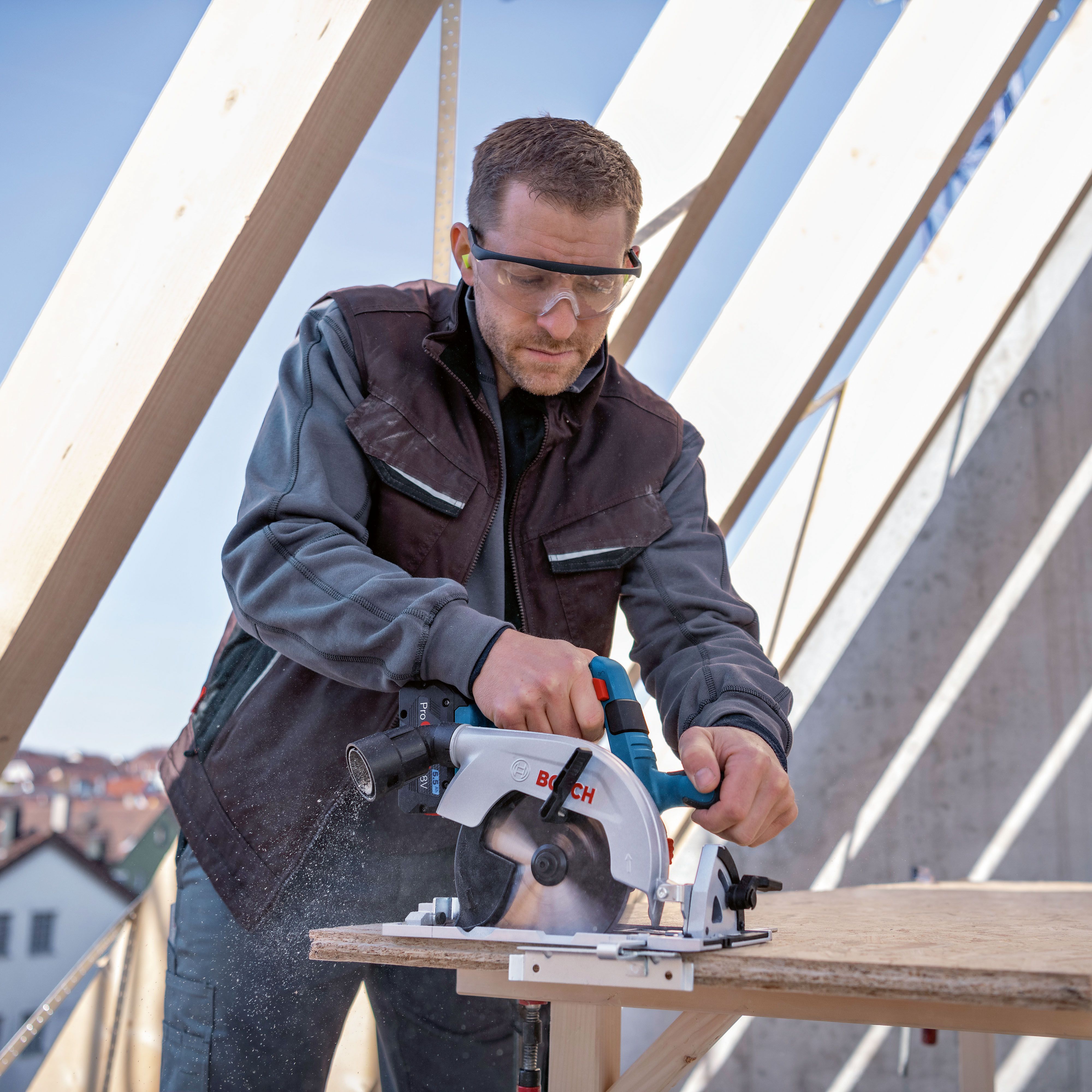 Bosch Professional 18V 165mm Cordless Circular saw (Bare Tool) - GKS 18V-57-2 - 5