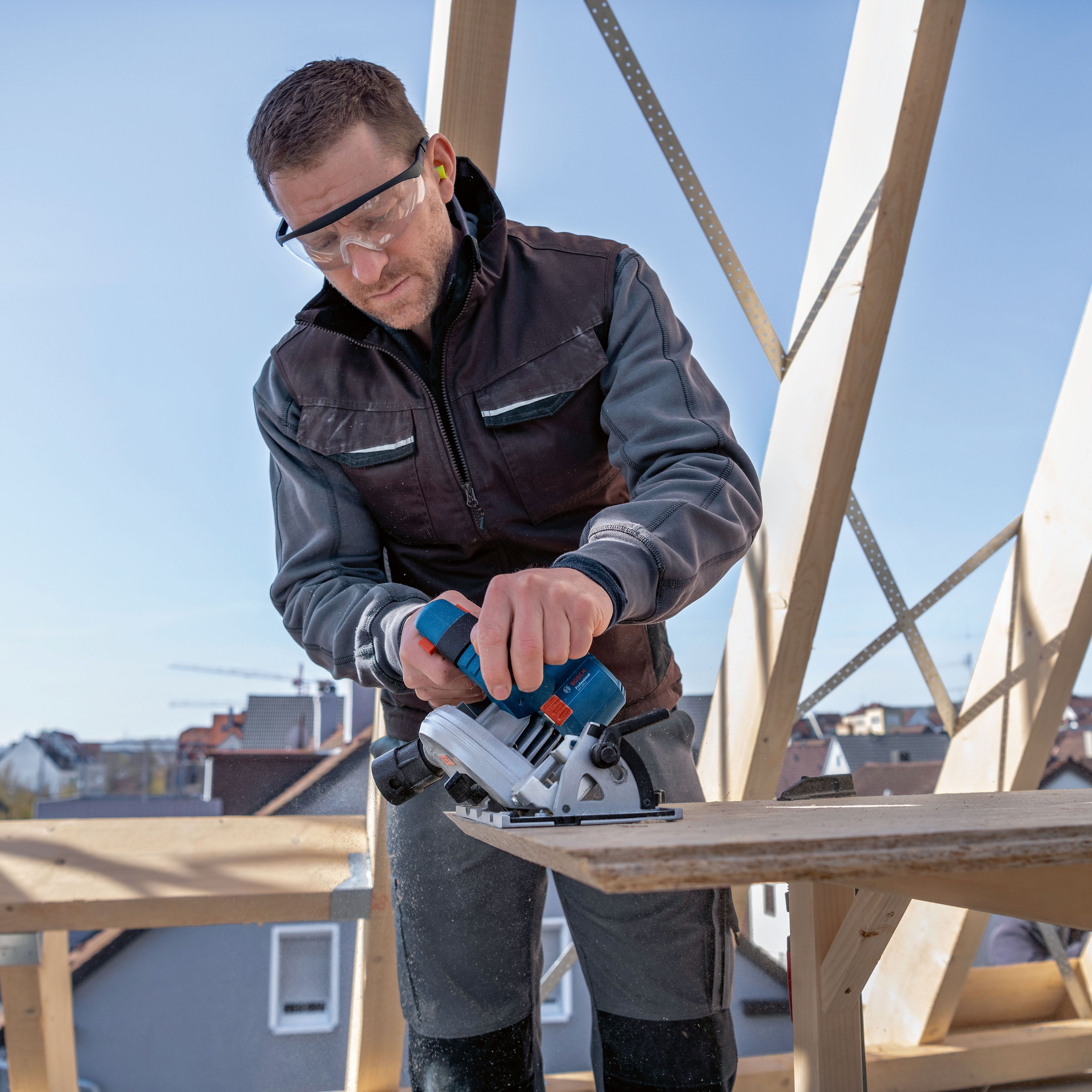 Bosch Professional 18V 165mm Cordless Circular saw (Bare Tool) - GKS 18V-57-2 - 6