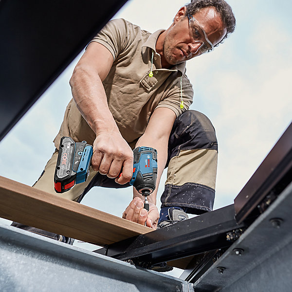 Bosch Professional 18V Coolpack Cordless Impact driver (Bare Bosch Professional 18V Coolpack Cordless Impact driver (Bare