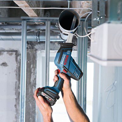 Bosch Professional 18V Coolpack Cordless Reciprocating saw (Bare Tool) - GSA 18 V-Li C - BARE
