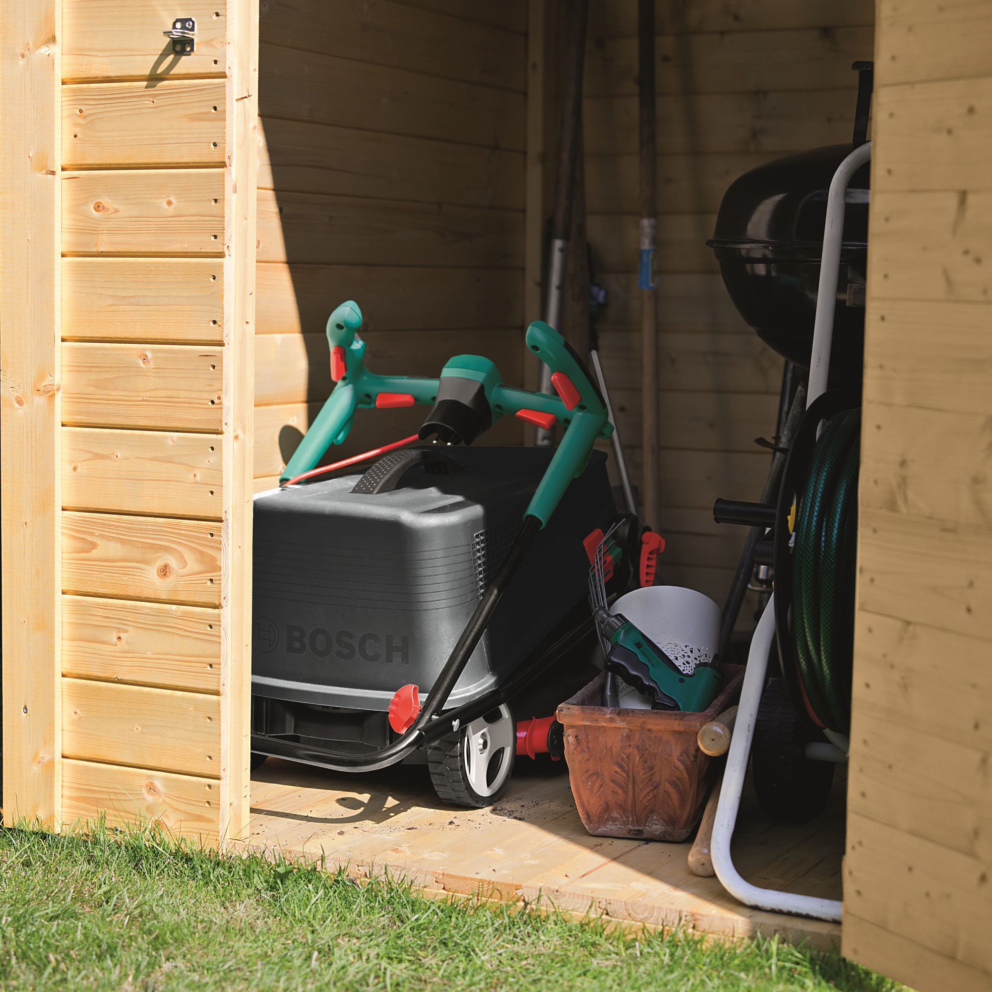 Bosch mowers at discount b&q