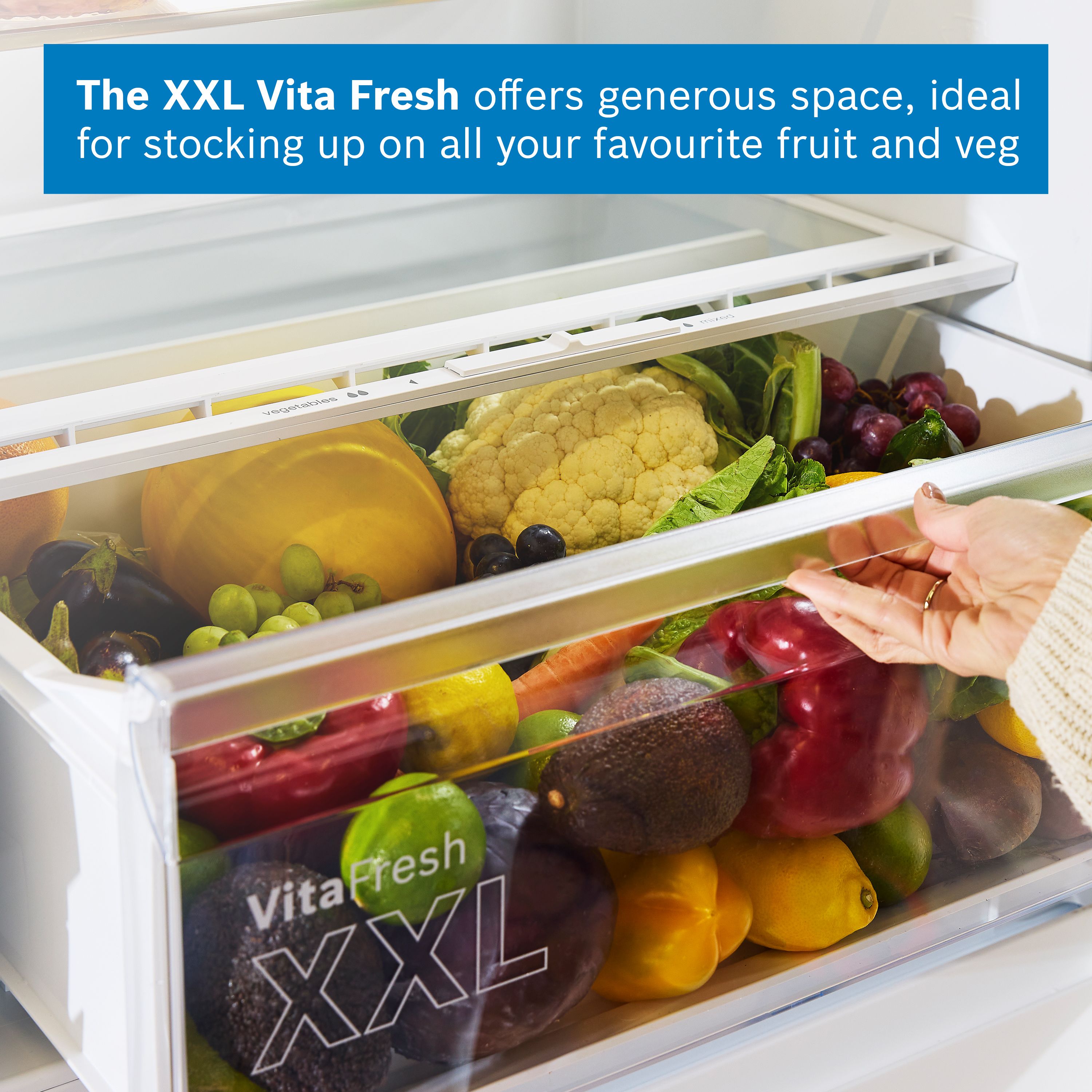 Bosch Series 4 KIN86VSE0G 60:40 Traditional Integrated Frost free Fridge freezer