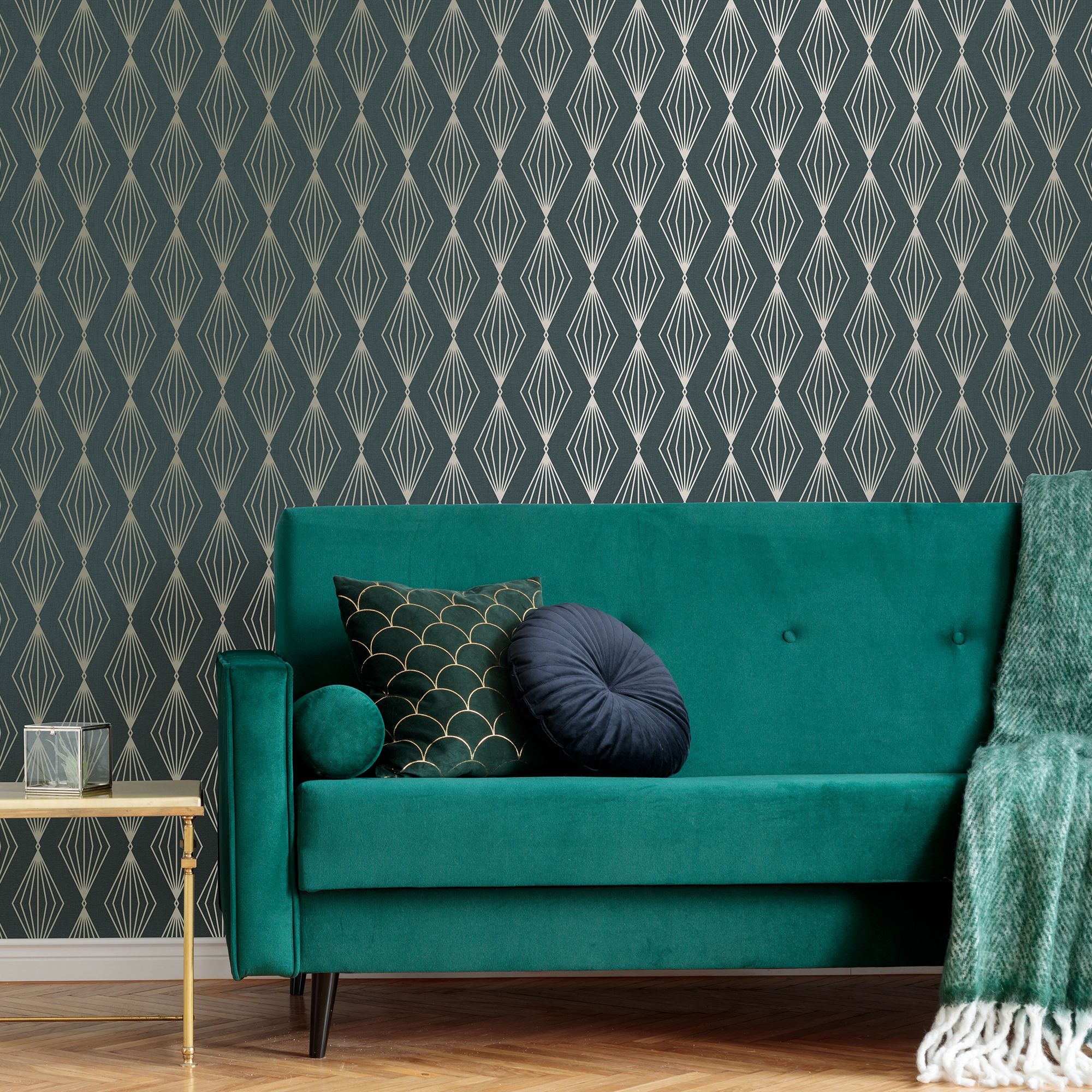 Boutique Marquise Emerald Gold effect Geometric Textured Wallpaper Sample