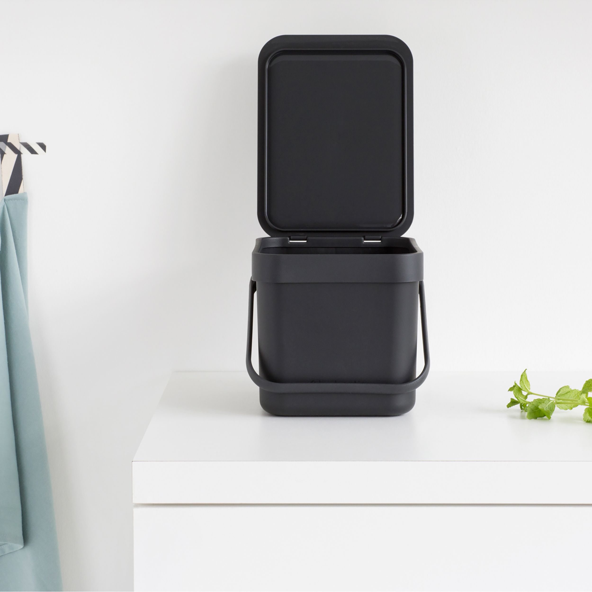 Brabantia Sort & go Grey Plastic Bin - 6L