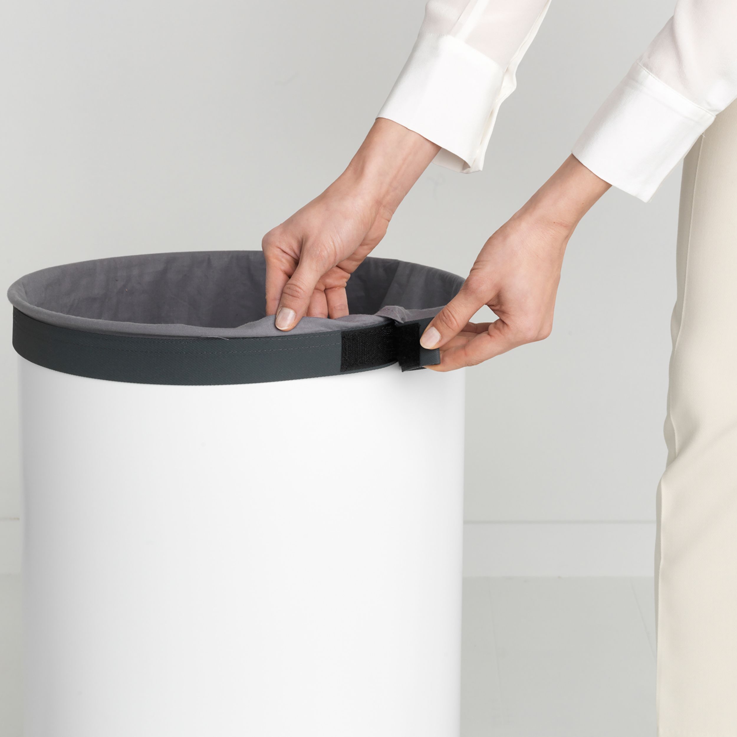Brabantia White Steel Laundry bin, 60L