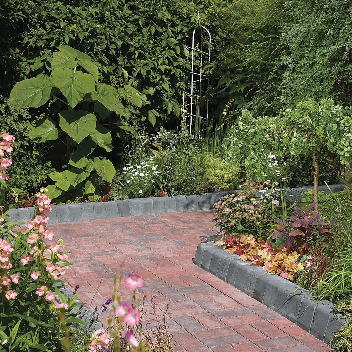 Bradstone Charcoal Block kerb (L)125mm (W)100mm (T)125mm