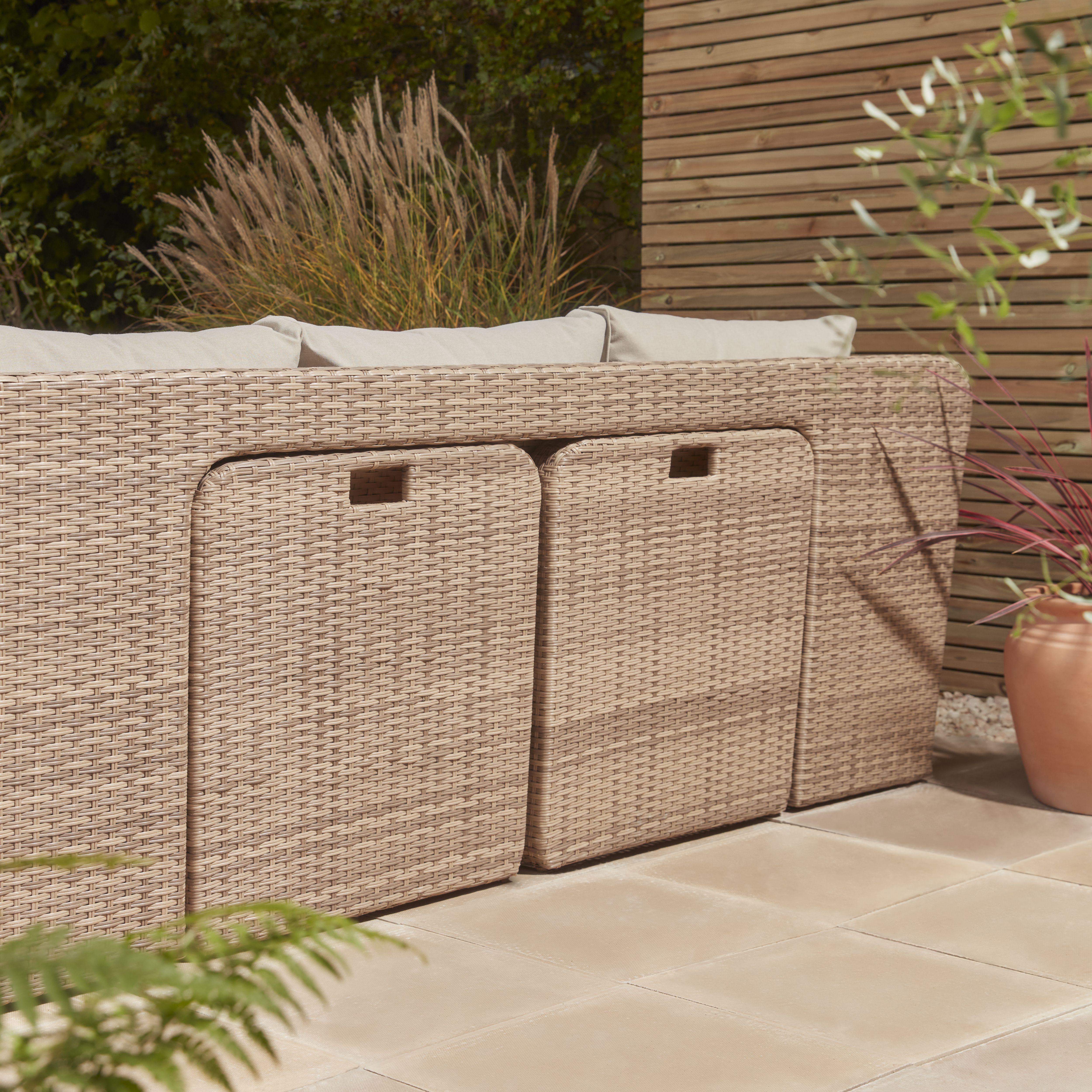 Bradstone Peak Natural Reconstituted stone Paving slab, 0.16m² (L)400mm (W)400mm