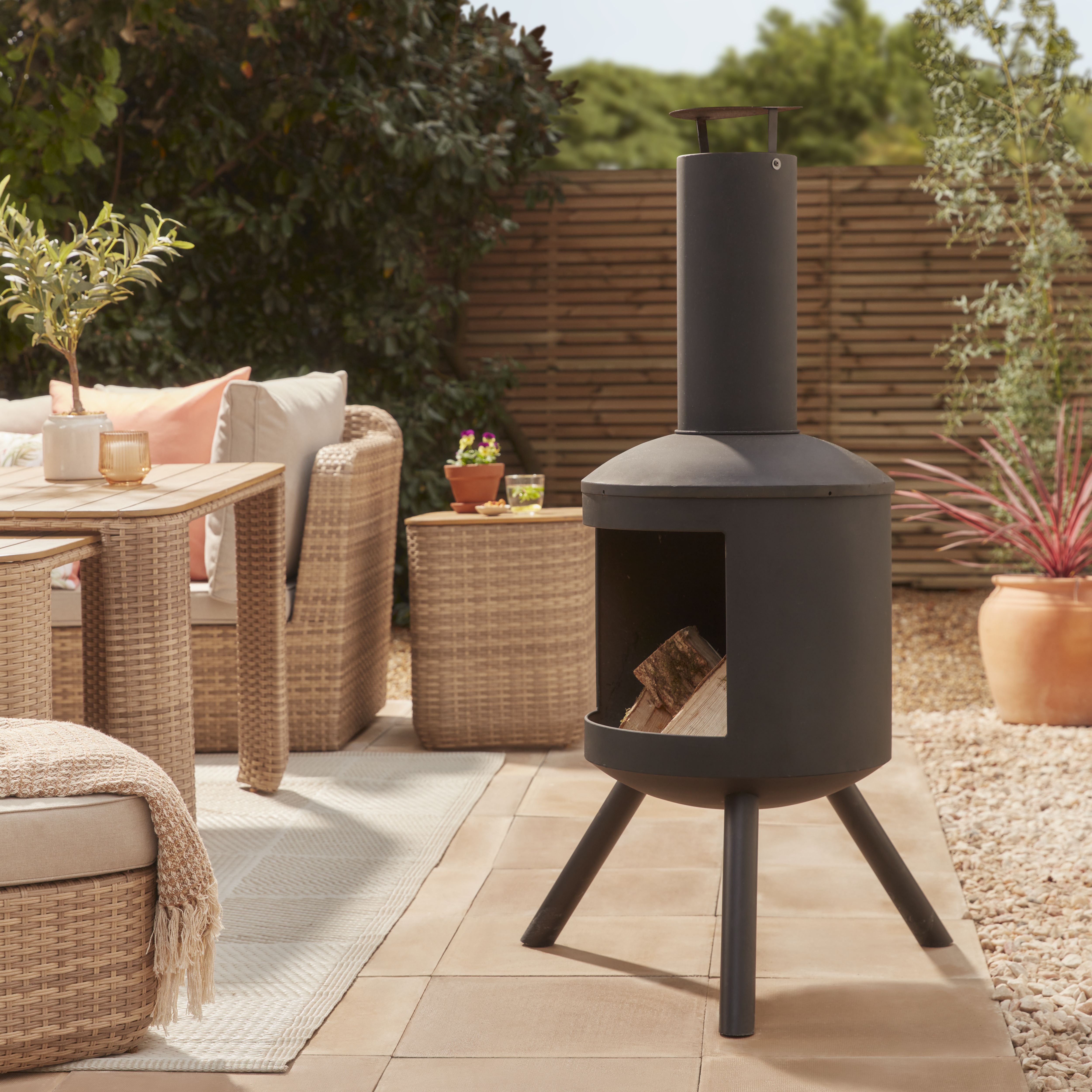 Bradstone Peak Natural Reconstituted stone Paving slab, 0.16m² (L)400mm (W)400mm
