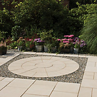 Bradstone Textured Buff Reconstituted stone Paving set, 4.52m² Pack of 26