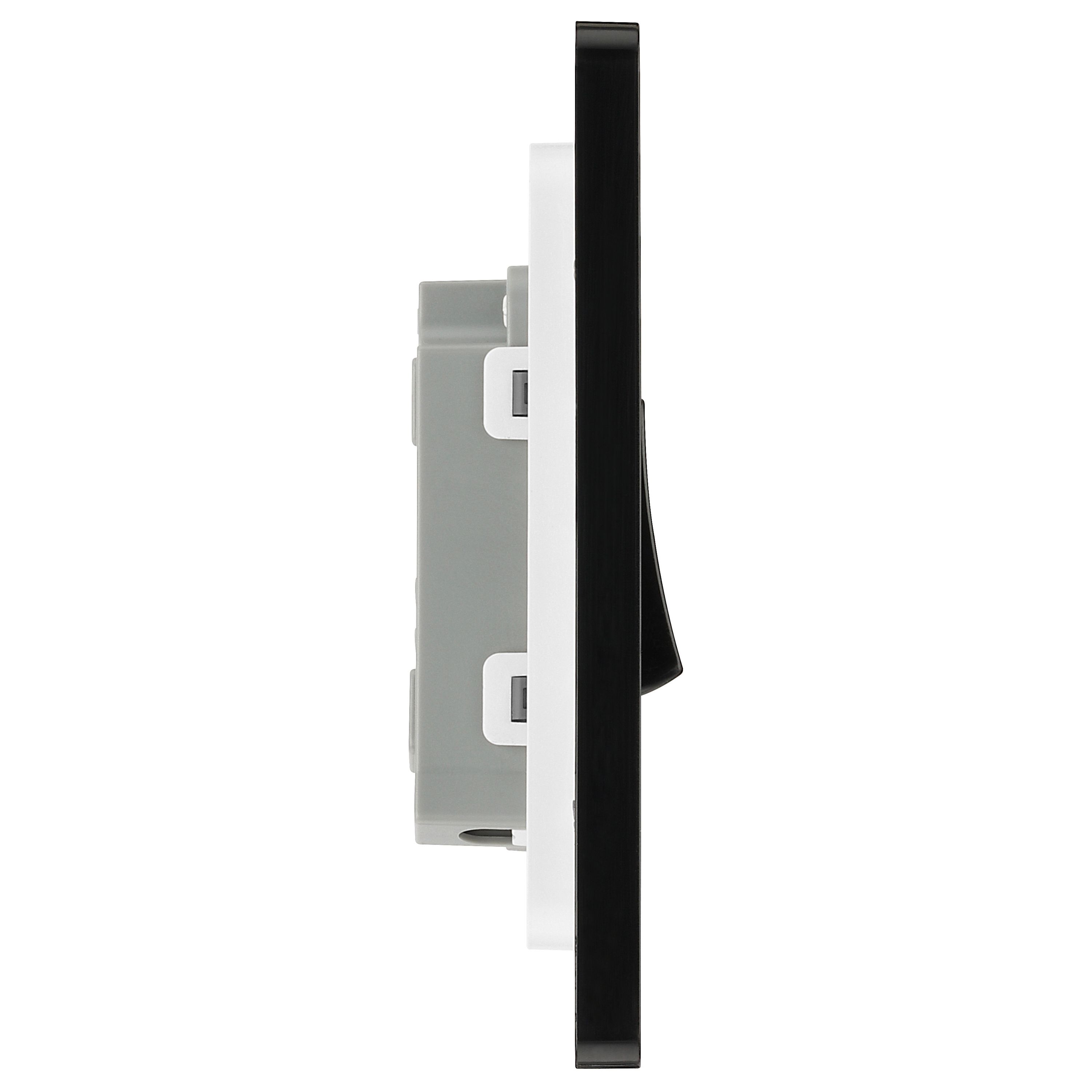 British General 20A 2 way 1 gang Single light Screwless Switch Matt Black - 6