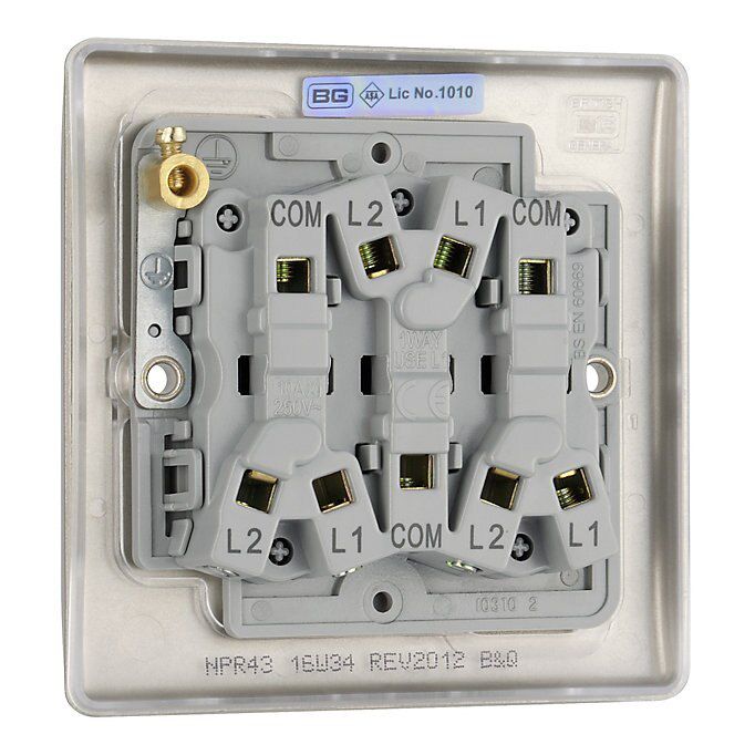 British General Cream 10A 2 way 3 gang Triple light Switch