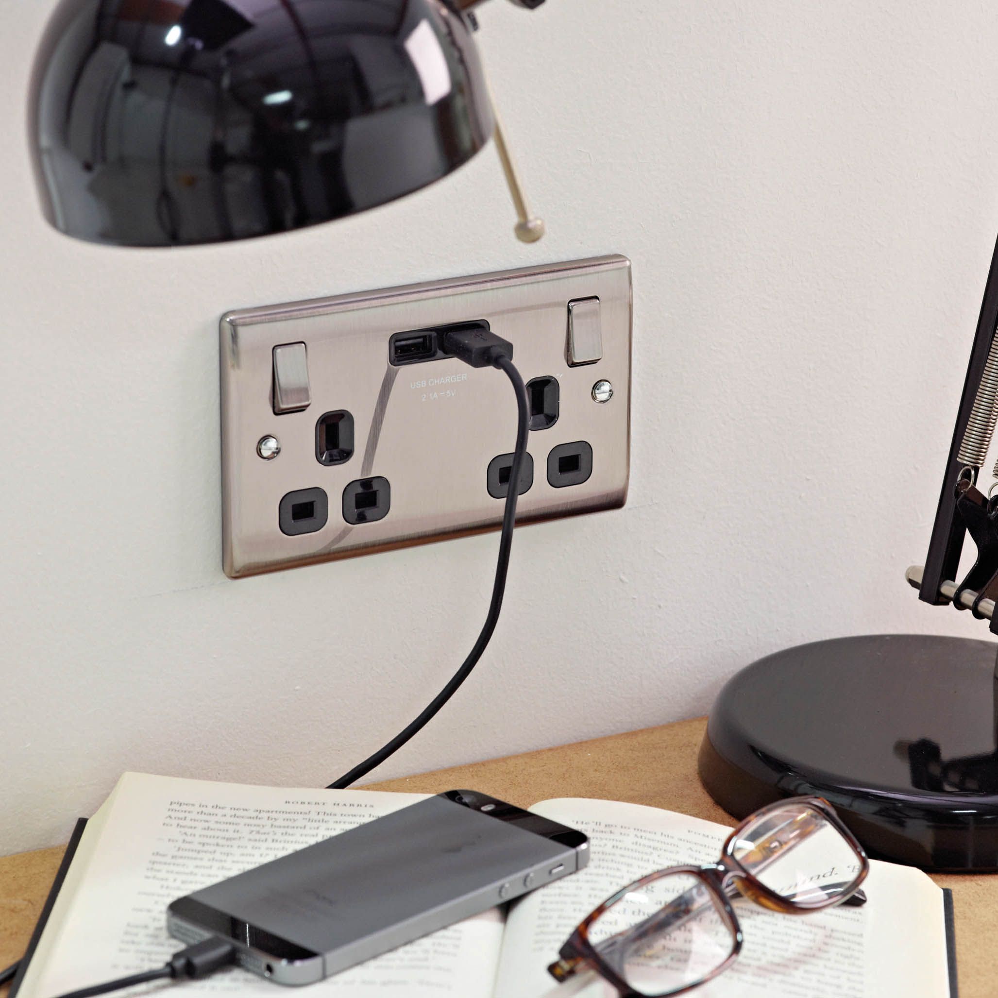 British General Raised slim Switched USB socket, x2 & Black inserts